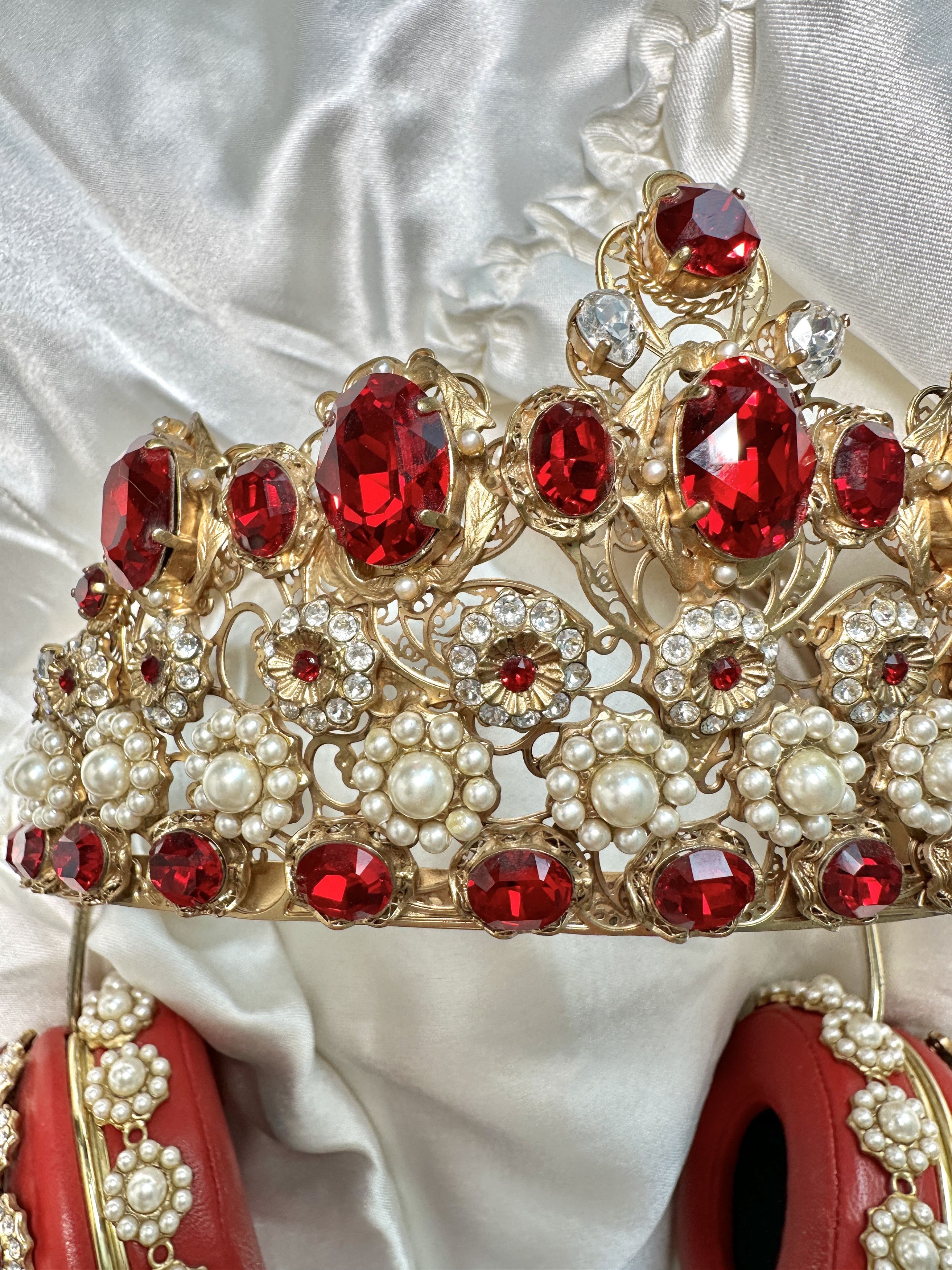 Dolce & Gabbana Dolce & Gabbana x Frends 2015 Embellished Crown Headphones Size ONE SIZE - 3 Thumbnail