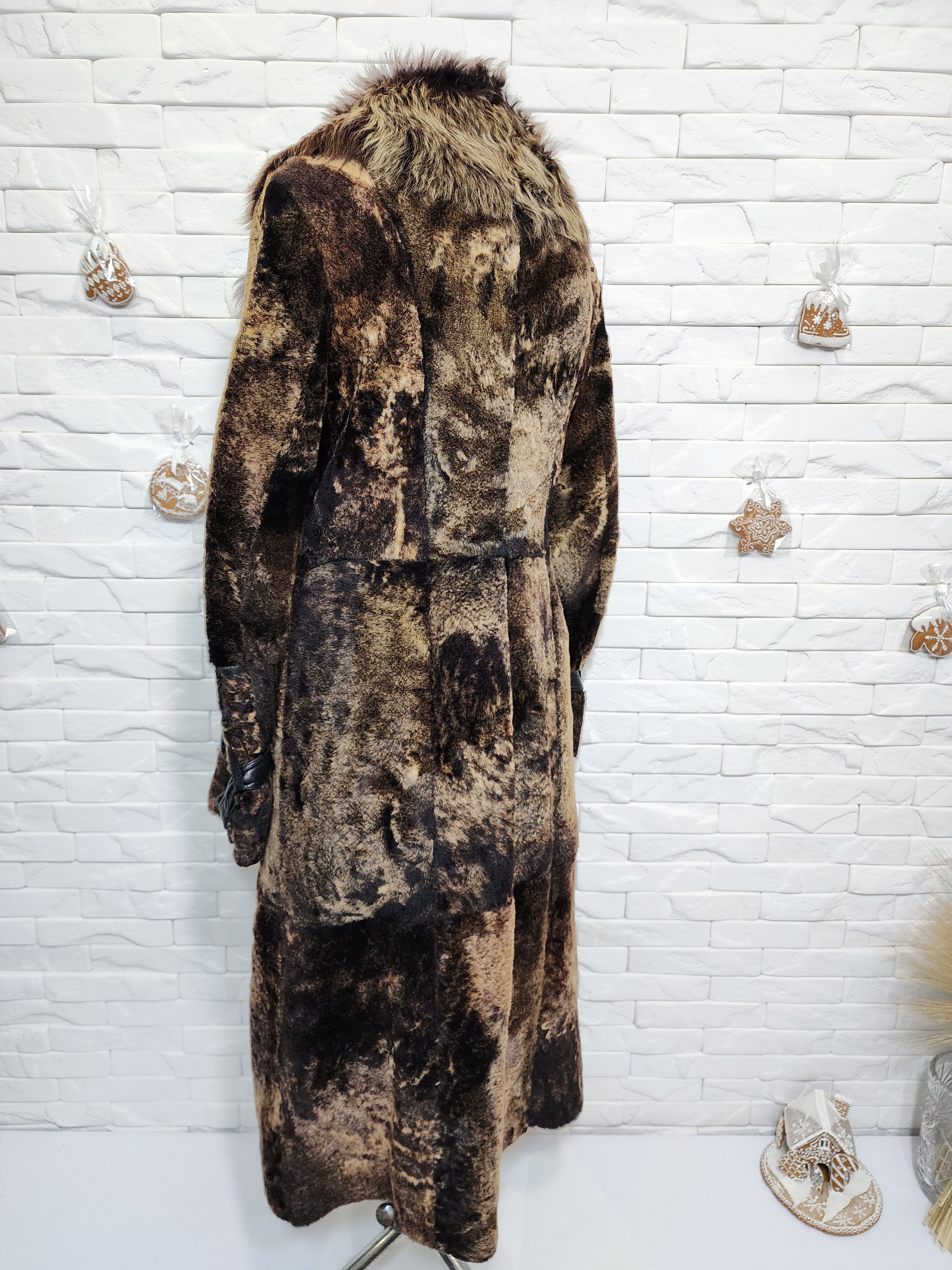 Furla Brown Fur Coat: Genuine Fur. Women's Sheepskin. Size M / US 6-8 / IT 42-44 - 6 Thumbnail