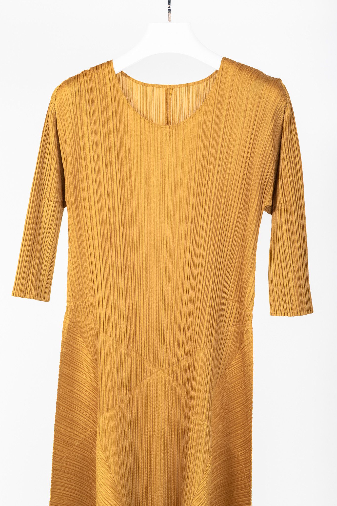 Pleats Please Issey Miyake Pleats Please Issey Miyake Orange 3/4-Sleeve Midi Dress Size L / US 10 / IT 46 - 3 Thumbnail