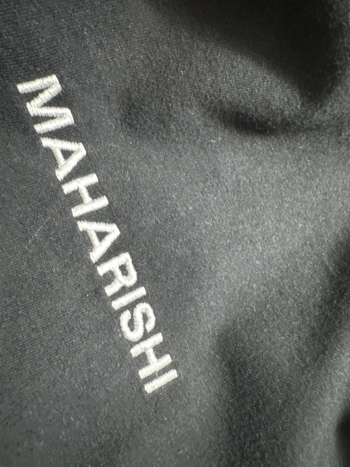 Maharishi Maharishi Center Logo Black Long Sleeve Size XL Size US XL / EU 56 / 4 - 8 Thumbnail