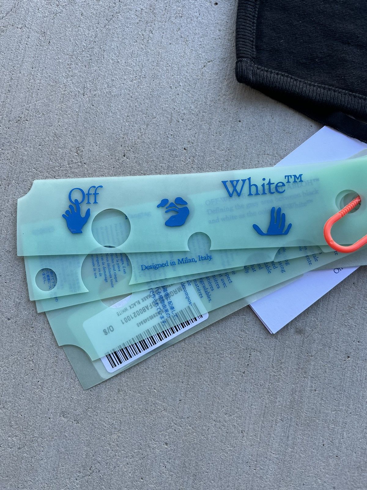 Off-White × Virgil Abloh Off white “helvetica” face mask Size ONE SIZE - 3 Thumbnail