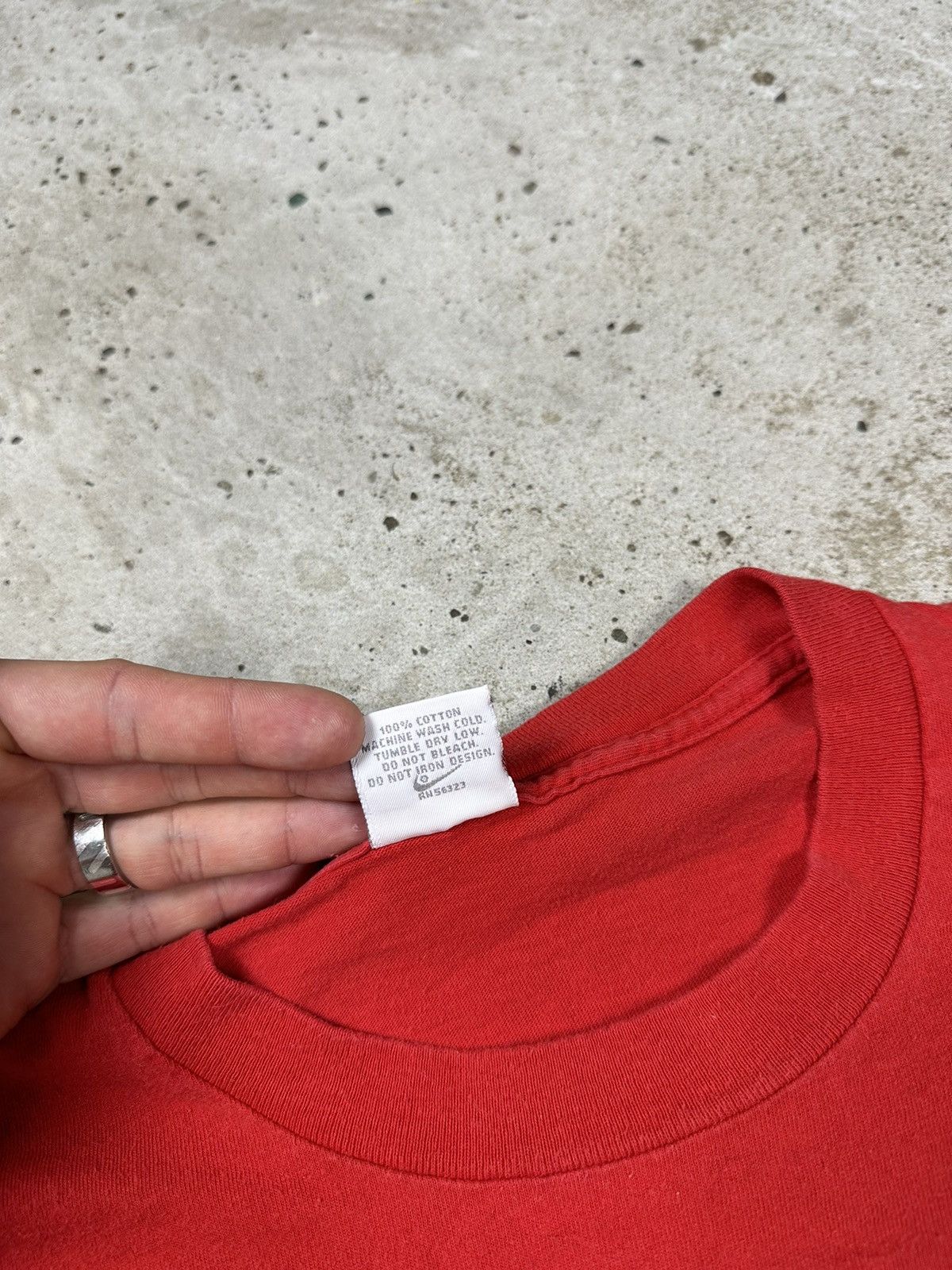 Nike Vintage 90s Nike Not Every High Flying Hero Wears A Cape Tee Size US M / EU 48-50 / 2 - 11 Thumbnail