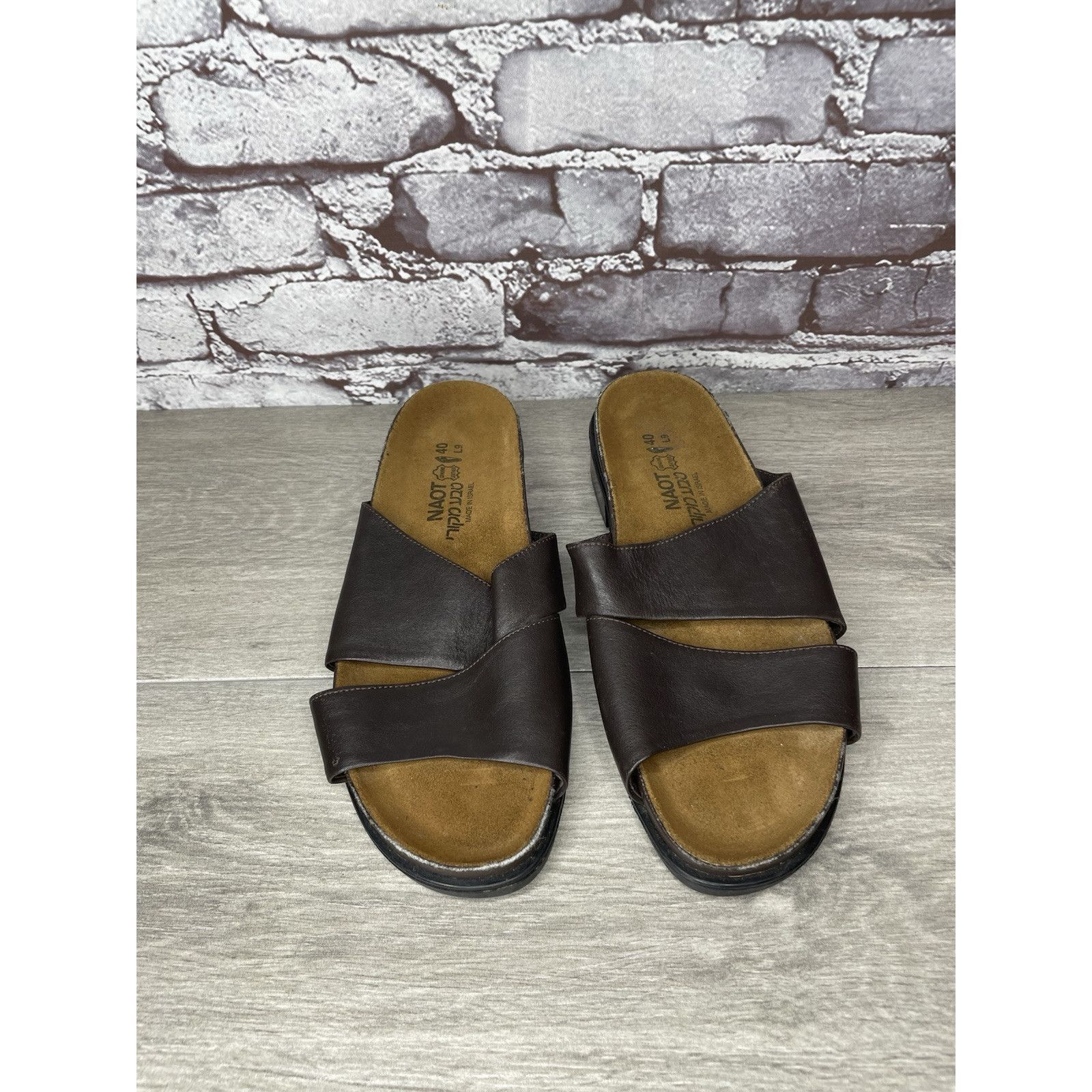Other Naot Brown Leather Casual Low Heel Strap Slides Sandals Wome Size US 10 / IT 40 - 13 Thumbnail