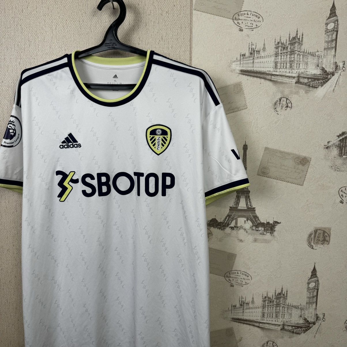 Adidas Adidas Leeds United Jersey 2022/23 Home Kit Football XL Size US XL / EU 56 / 4 - 9 Thumbnail