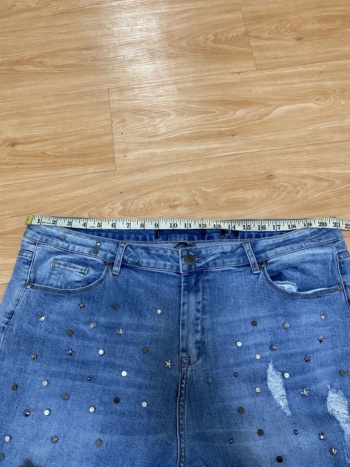 If Six Was Nine Punk Distressed Studded Jeans –Ripped Denim with Metal Rivet Size US 42 / EU 58 - 16 Thumbnail