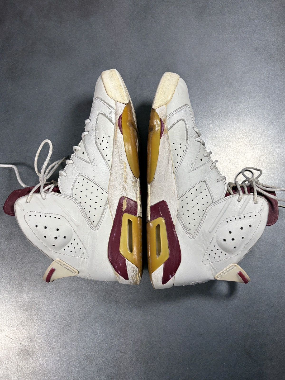 Jordan Brand 2015 Jordan 6 Maroon Air Jordan VI Retro 384664-116 Mens 11 Size US 11 / EU 44 - 14 Thumbnail