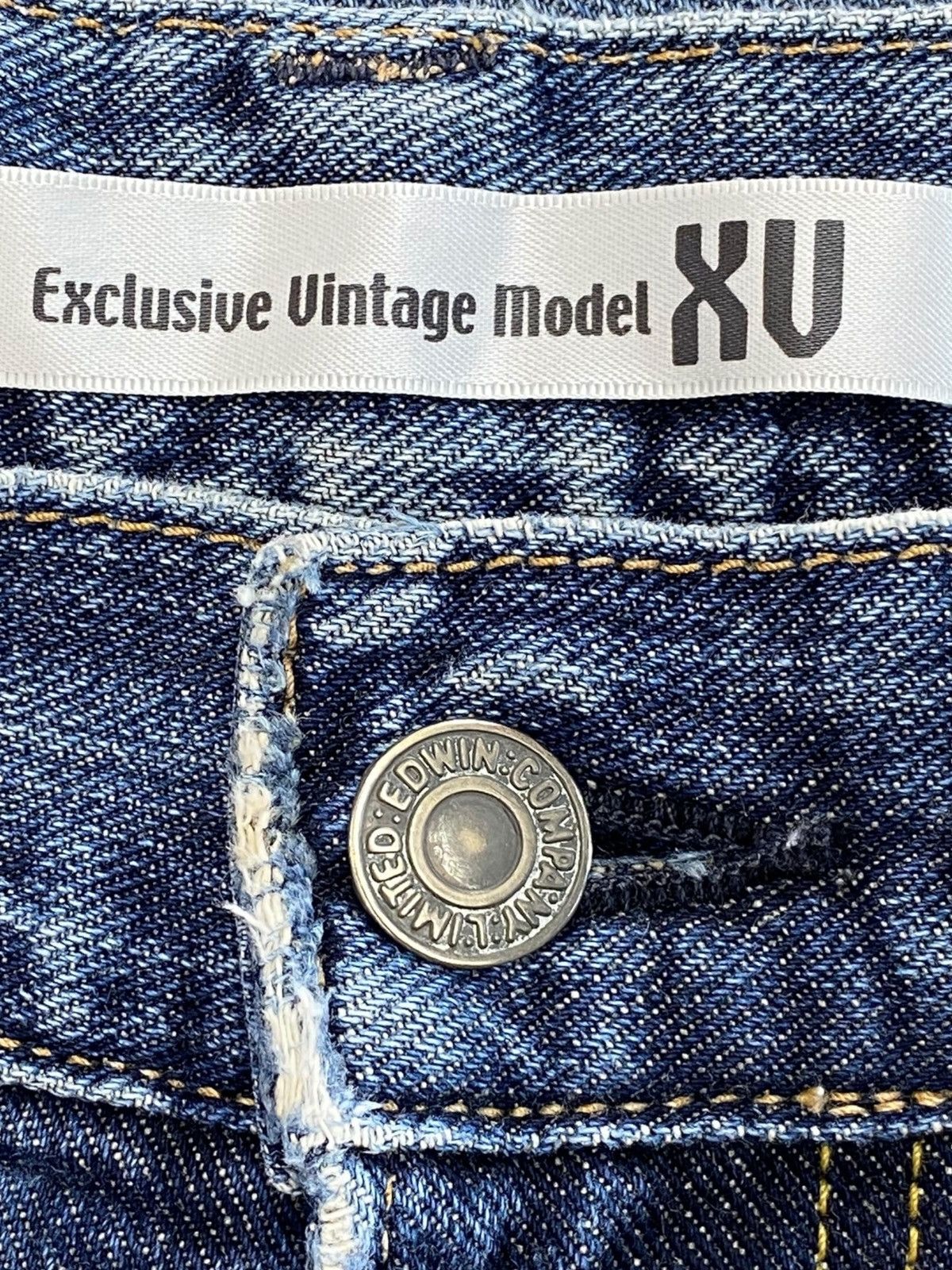 Edwin Edwin Faded Wash Whiskered Style Flare Jeans Size US 32 / EU 48 - 10 Thumbnail