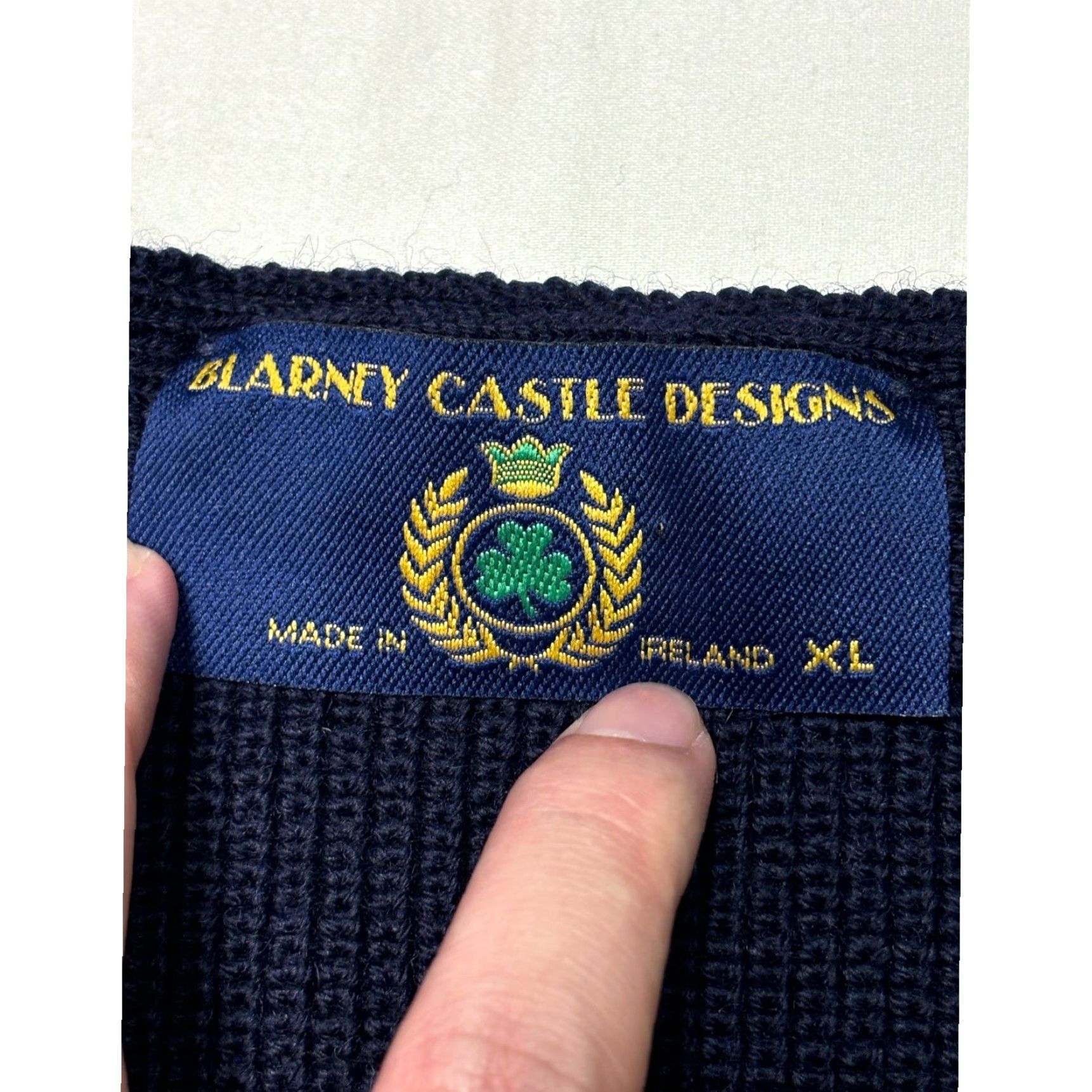 4SDESIGNS VINTAGE Blarney Castle Designs Mens Navy Wool Cardigan Sweater XL Embroidered Ireland Size US XL / EU 56 / 4 - 4 Thumbnail