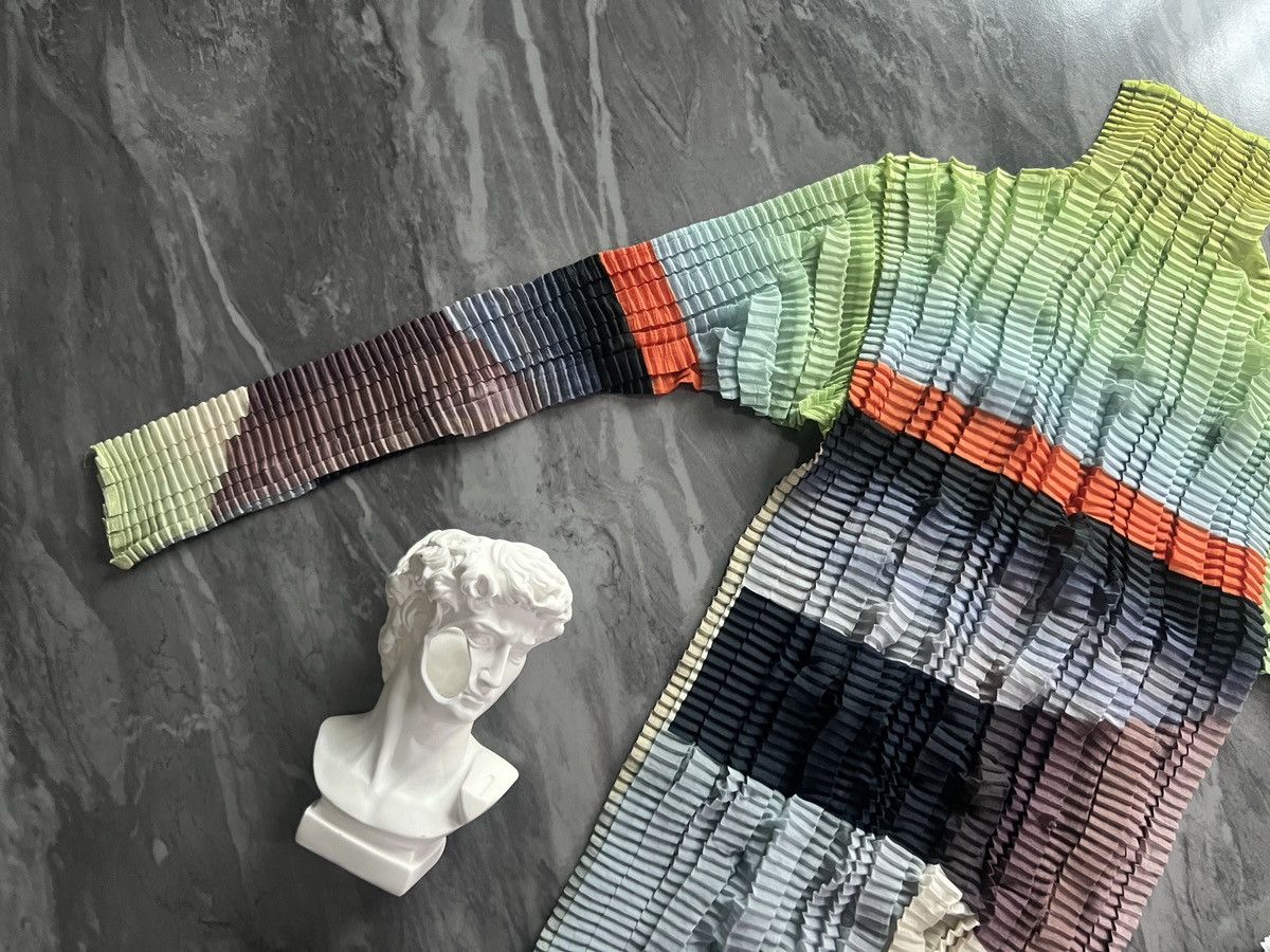 Issey Miyake Issey Miyake : Pleats Please Long Sleeve Multicolor Green Size ONE SIZE - 4 Thumbnail