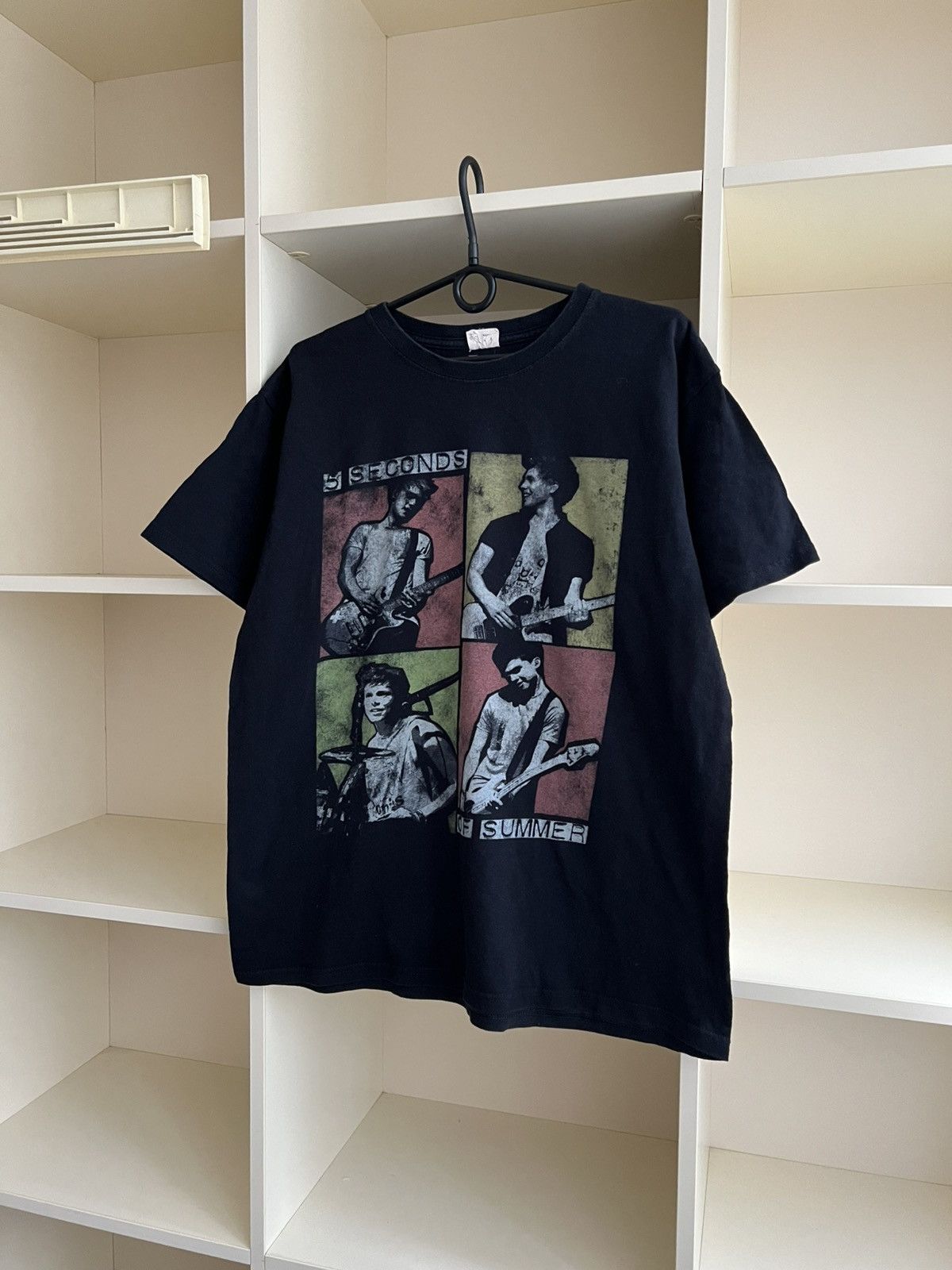 Band Tees Vintage 5 Seconds of Summer Band Tee Rock T-Shirt Size L Size US L / EU 52-54 / 3 - 3 Thumbnail
