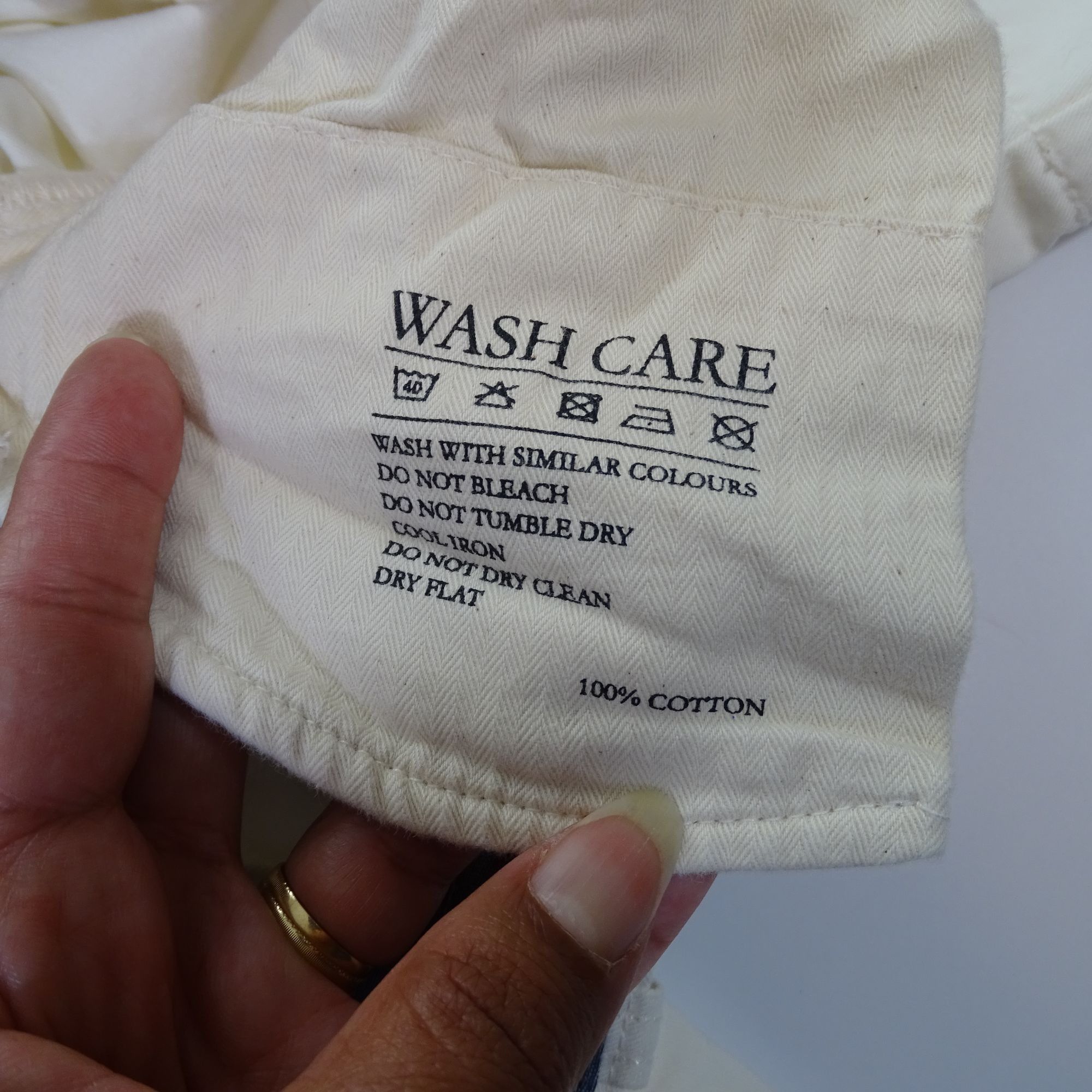 Jack Wills Jack Wills Men Ivory Cotton Chino Shorts Size 34 Bermuda Size US 34 / EU 50 - 7 Thumbnail