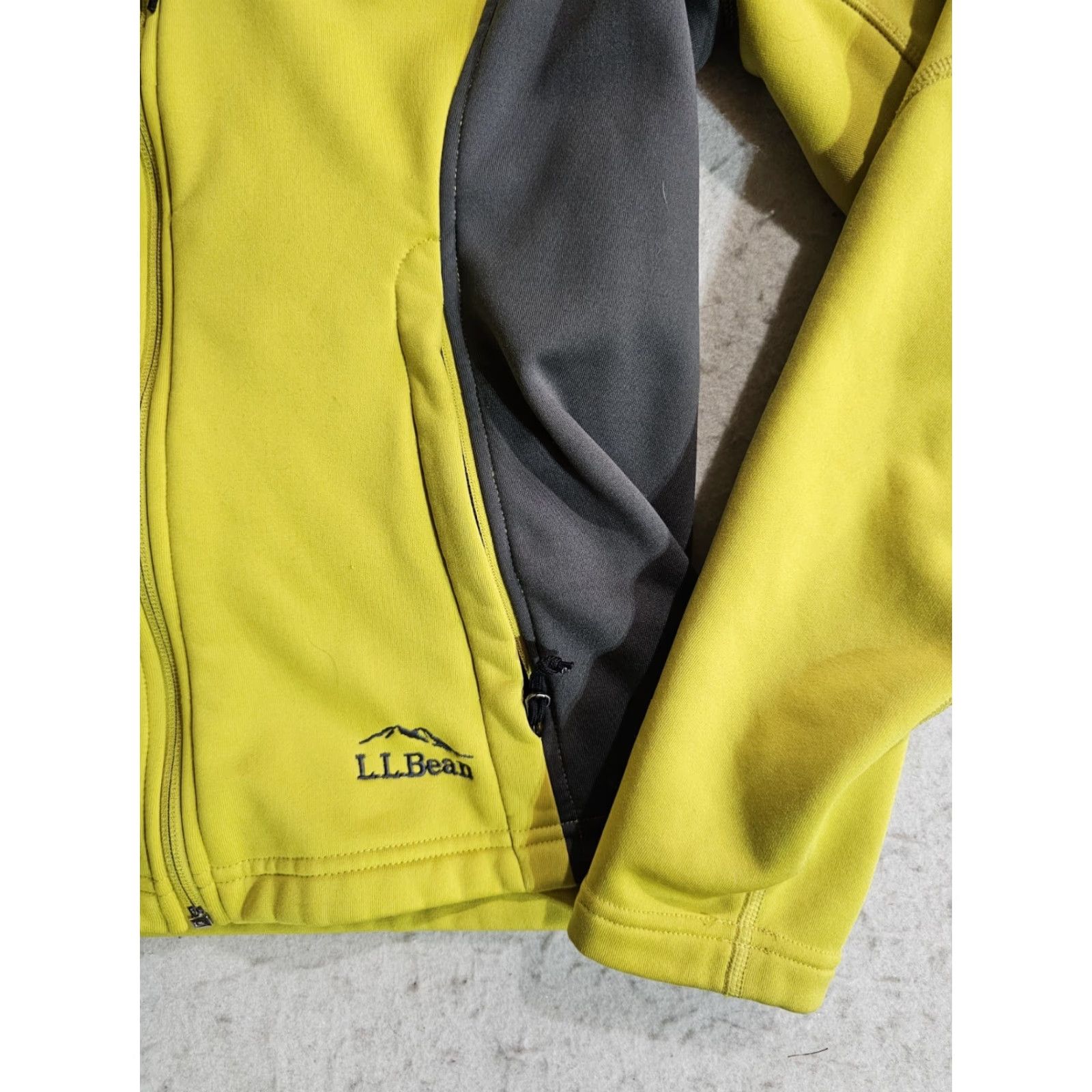 Vintage LL Bean Women’s Full Zip Athletic Jacket Spandex Blend Yellow/Gray XS Regular Short Softshell 90s Outdoor Basic Jacket Women's Size XS / US 0-2 / IT 36-38 - 5 Thumbnail