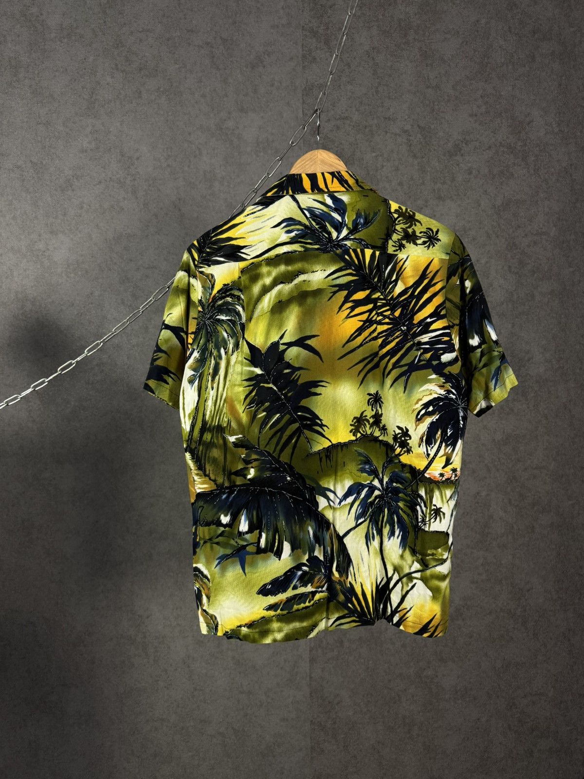 Vintage Hawaiian crazy art vintage made in USA shirt Size US M / EU 48-50 / 2 - 6 Thumbnail
