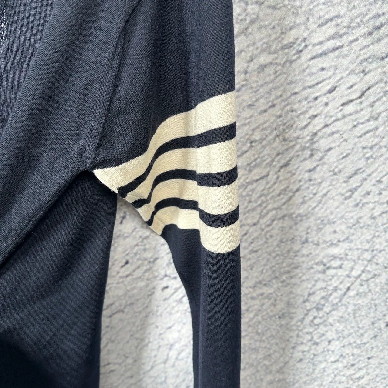 Thom Browne thom browne navy classic cardigan with stripes Size US XL / EU 56 / 4 - 2 Thumbnail
