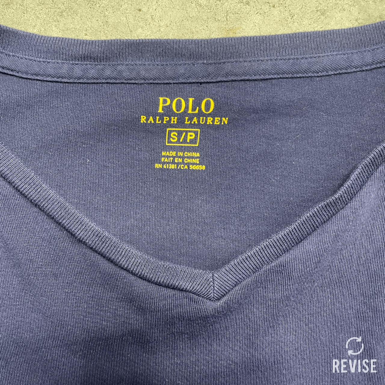 Polo Ralph Lauren Polo Ralph Lauren Navy V-Neck T-Shirt Red Logo Size S Size US S / EU 44-46 / 1 - 4 Thumbnail