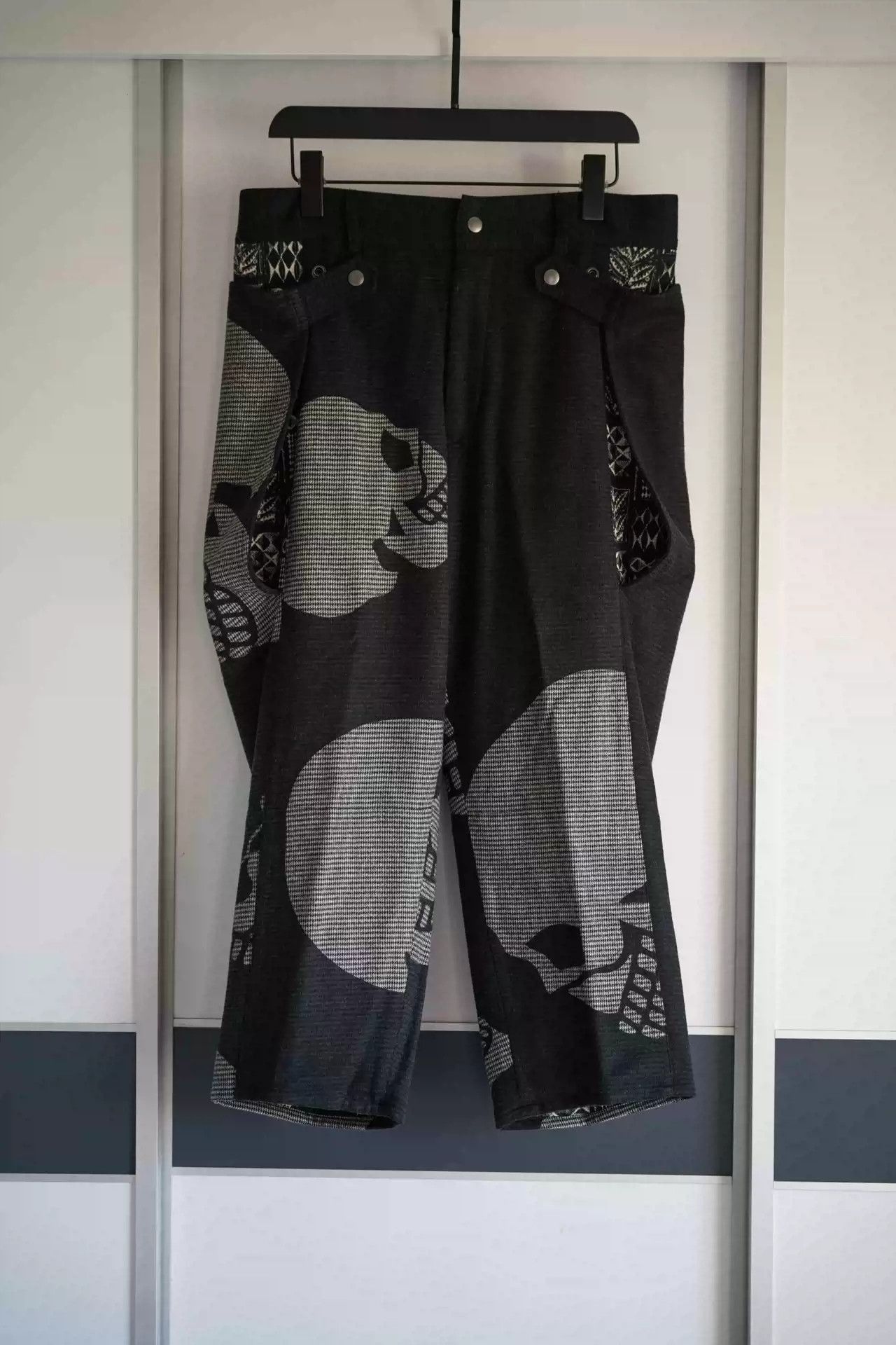 Yohji Yamamoto Yohji Yamamoto 14aw Skulls Covered In Eighth Pants-2505 Size US 42 / EU 58 - 1 Thumbnail