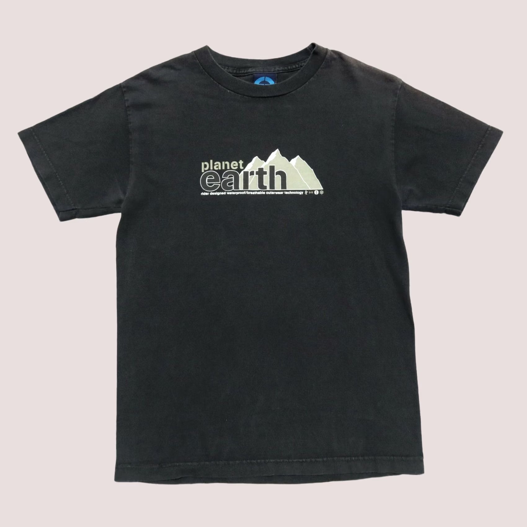 Vintage Vintage Planet Earth Shirt 90s Skateboard Size S Black Mens Shirt Size US S / EU 44-46 / 1 - 1 Thumbnail