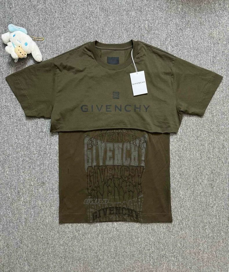 Givenchy Givenchy Military Green Logo Letter Printed Layered Fake T Size US M / EU 48-50 / 2 - 1 Thumbnail