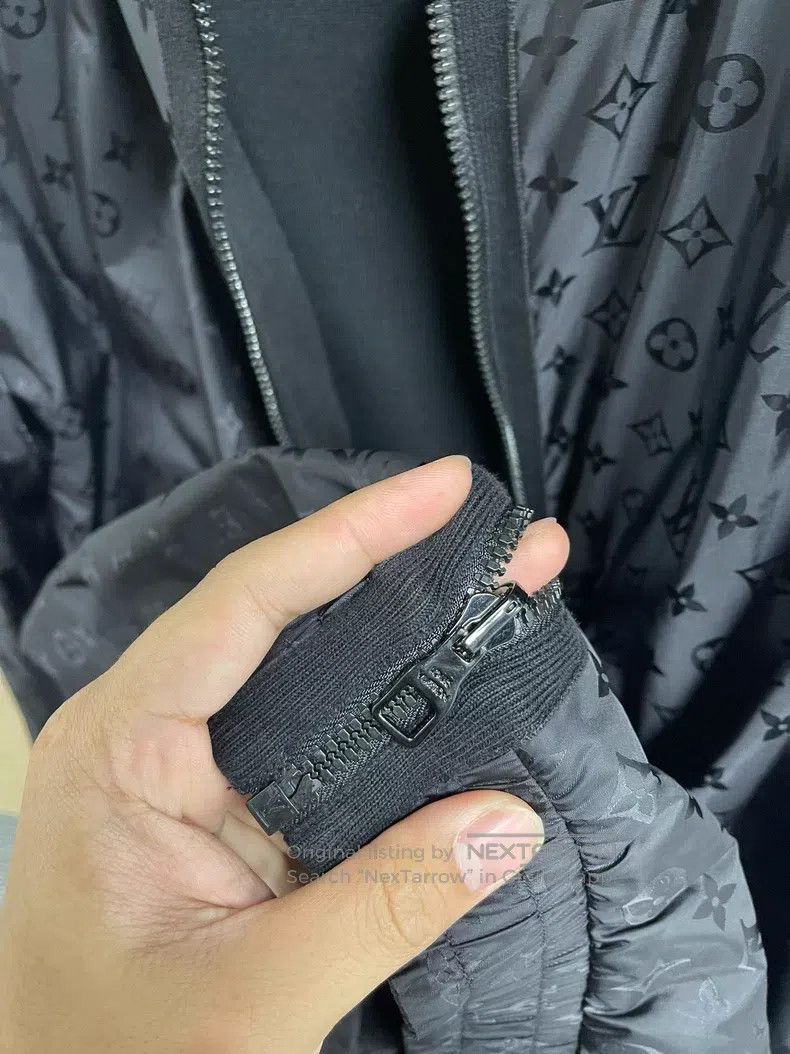 Louis Vuitton Louis Vuitton Black full logo reversible jacket Size US L / EU 52-54 / 3 - 3 Thumbnail