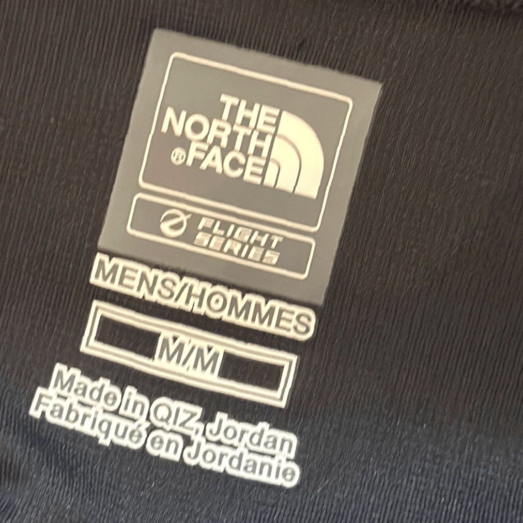 The North Face VINTAGE? Wait—it’s The North Face Flight Series Mens 1/4 Zip Up Black Long Sleeve Shirt Size M Medium Size US M / EU 48-50 / 2 - 5 Thumbnail