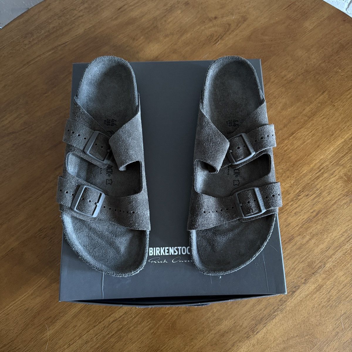 Birkenstock × Rick Owens Rick Owens x Birkenstock Arizona - Velour Dust (44) Size US 11 / EU 44 - 9 Thumbnail
