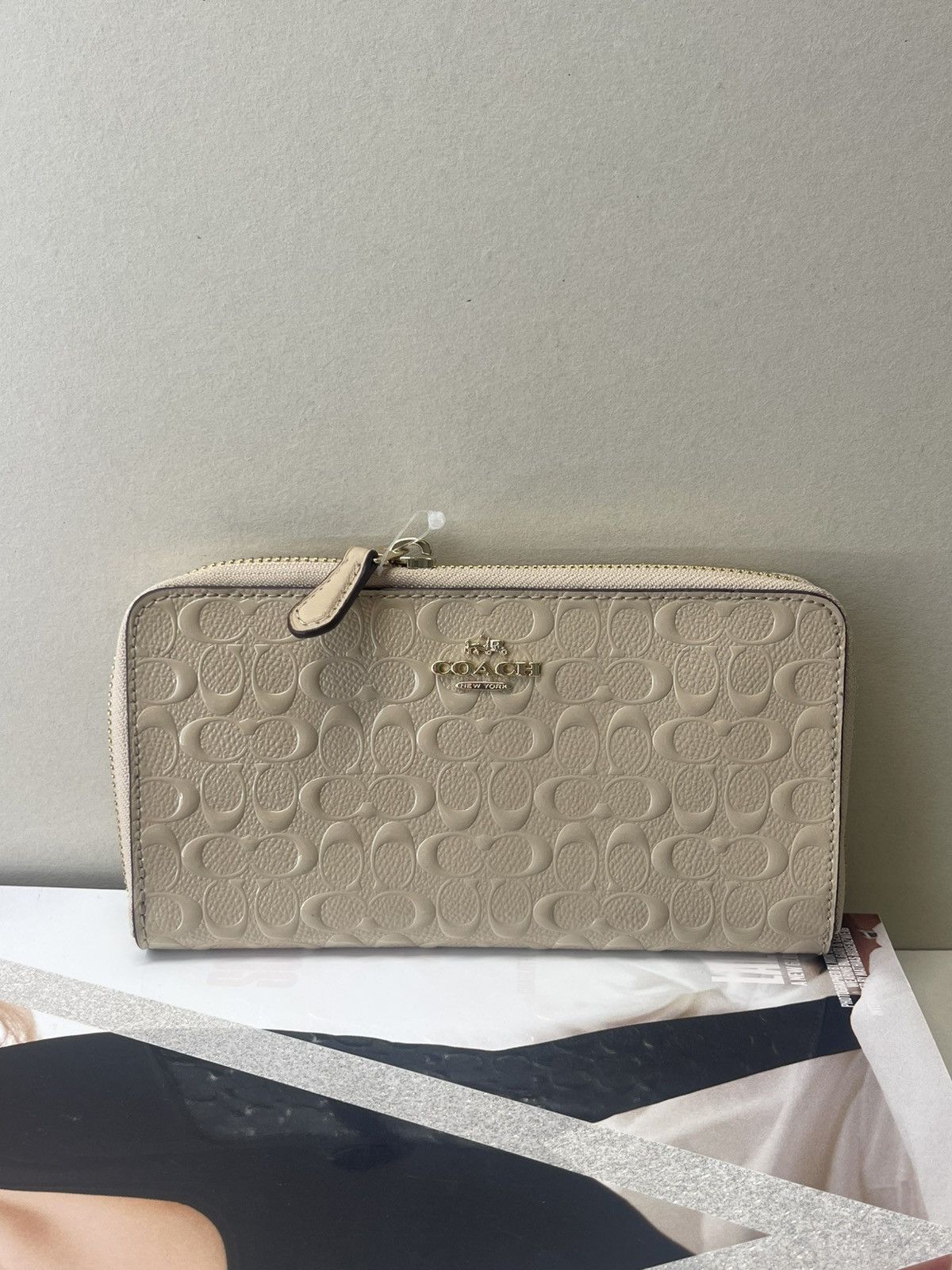Coach (new+card) Coach long wallet signature monogram Size ONE SIZE - 6 Thumbnail
