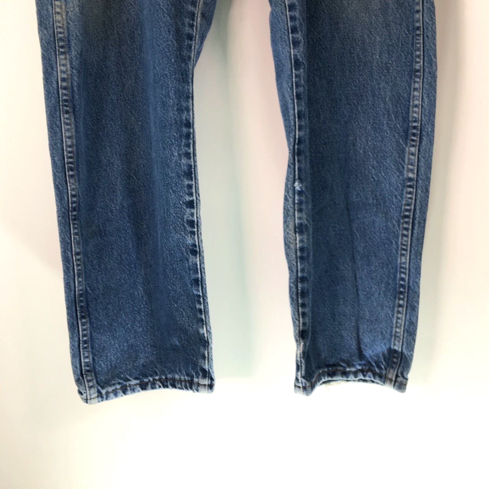 Wrangler Wrangler Jeans Mens Straight Denim 42 x 30 Regular Blue 5-Pocket Belt Loops Medium Wash 30 Inseam Men’s Regular Fit Jeans Size US 42 / EU 58 - 5 Thumbnail