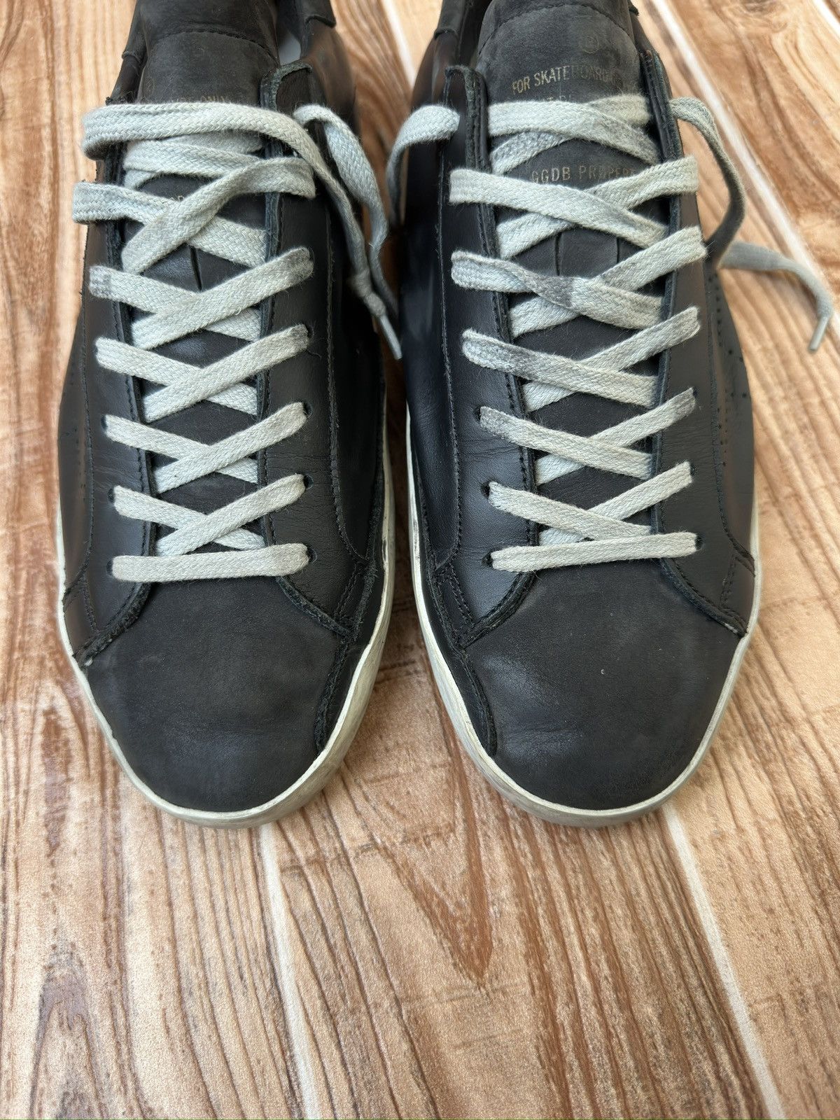 Golden Goose Golden Goose Superstar Black Leather Suede Lowtop Sneaks Size US 9 / EU 42 - 15 Thumbnail