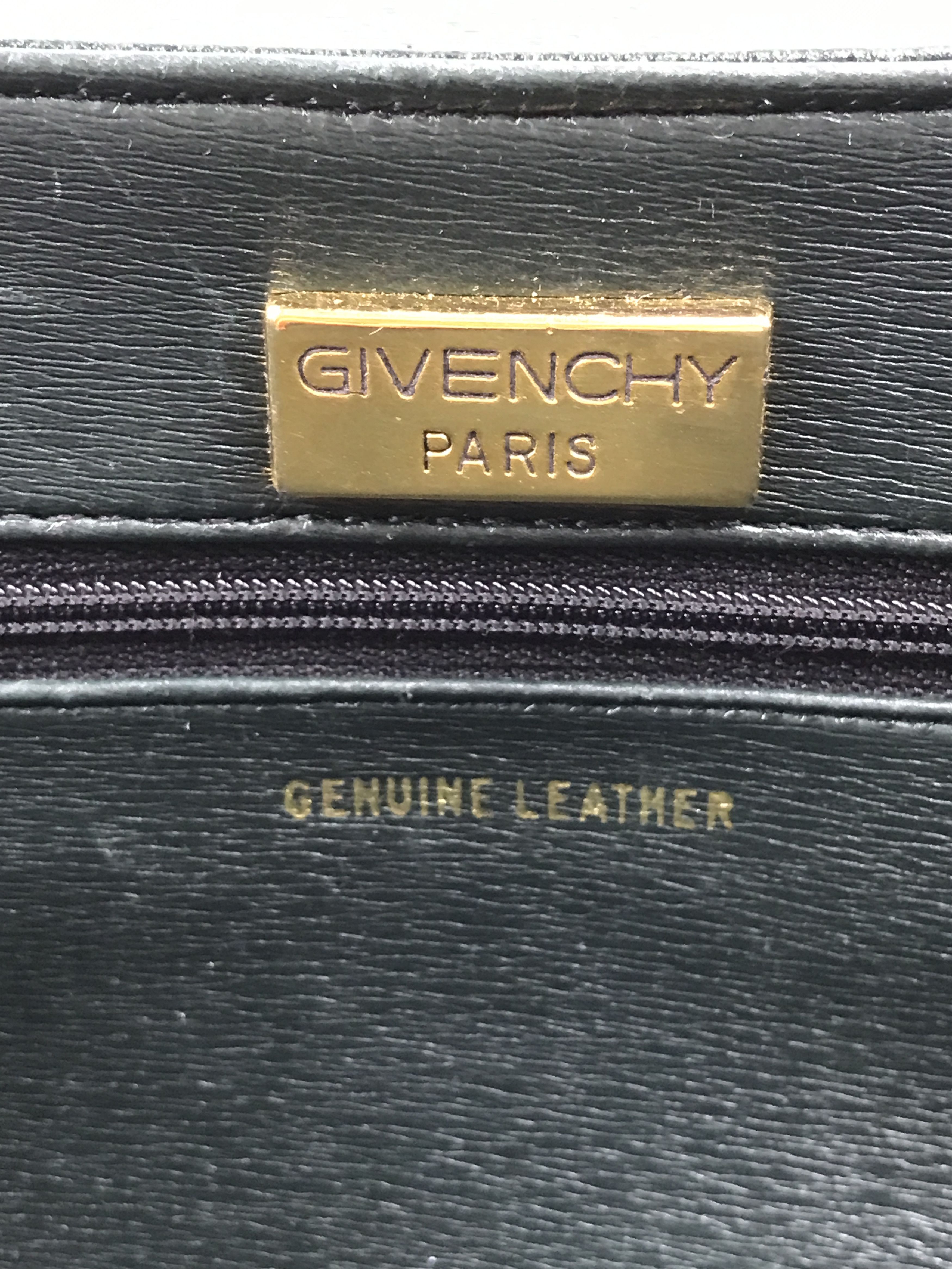 Givenchy Vintage Givenchy Handbag Genuine Leather Size ONE SIZE - 12 Thumbnail