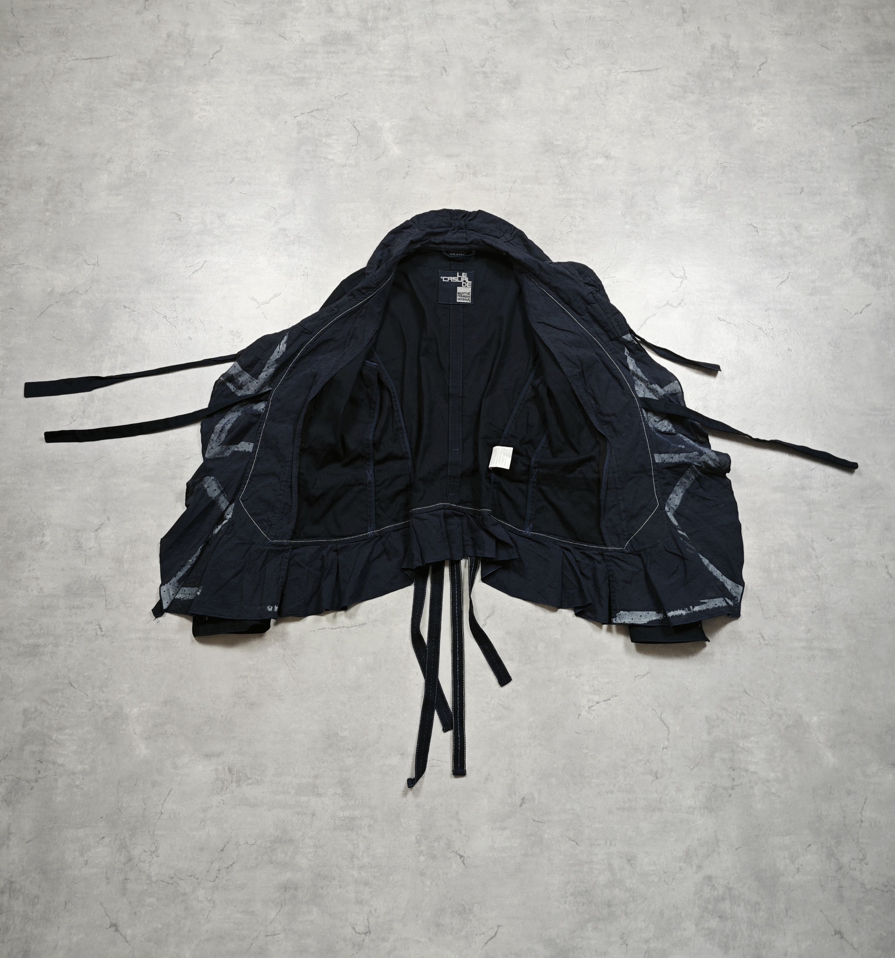 Marithe + Francois Girbaud Marithe Francois Girbaud avant garde vintage jacket Size M / US 6-8 / IT 42-44 - 1 Thumbnail