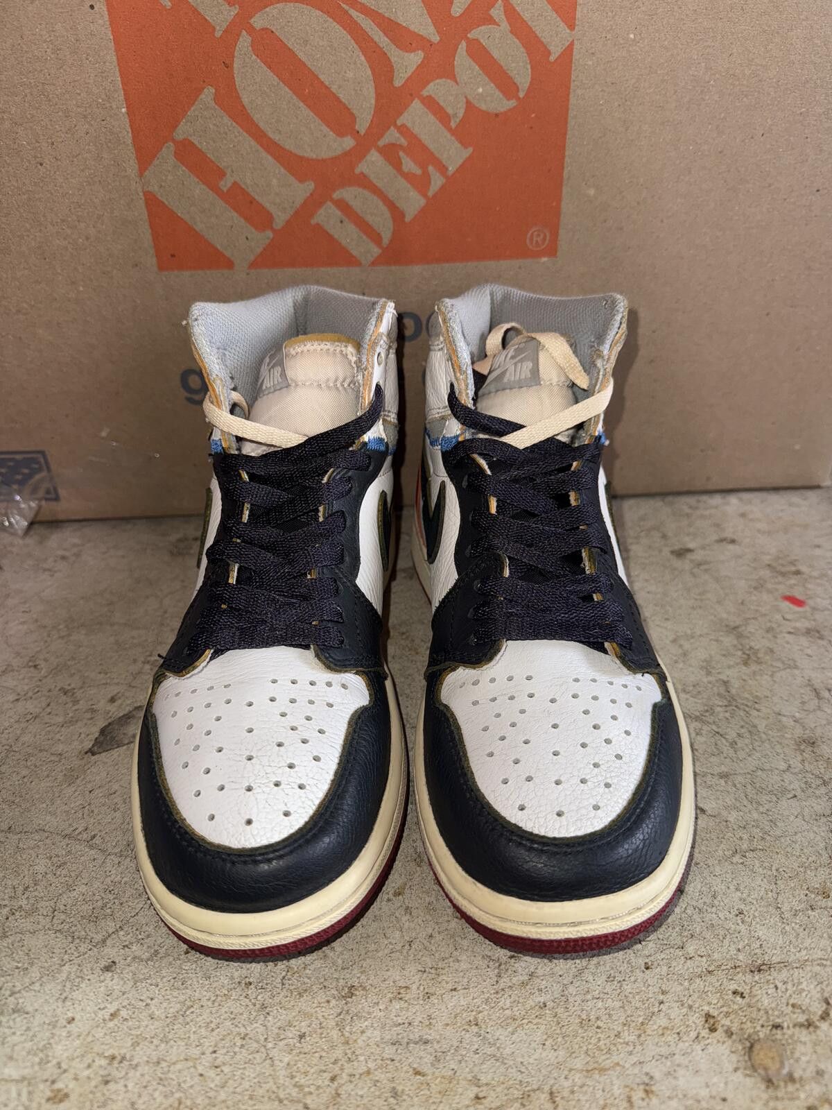 Nike Jordan 1 Retro High Union Los Angeles Black Toe Size US 5.5 / EU 38 - 6 Thumbnail