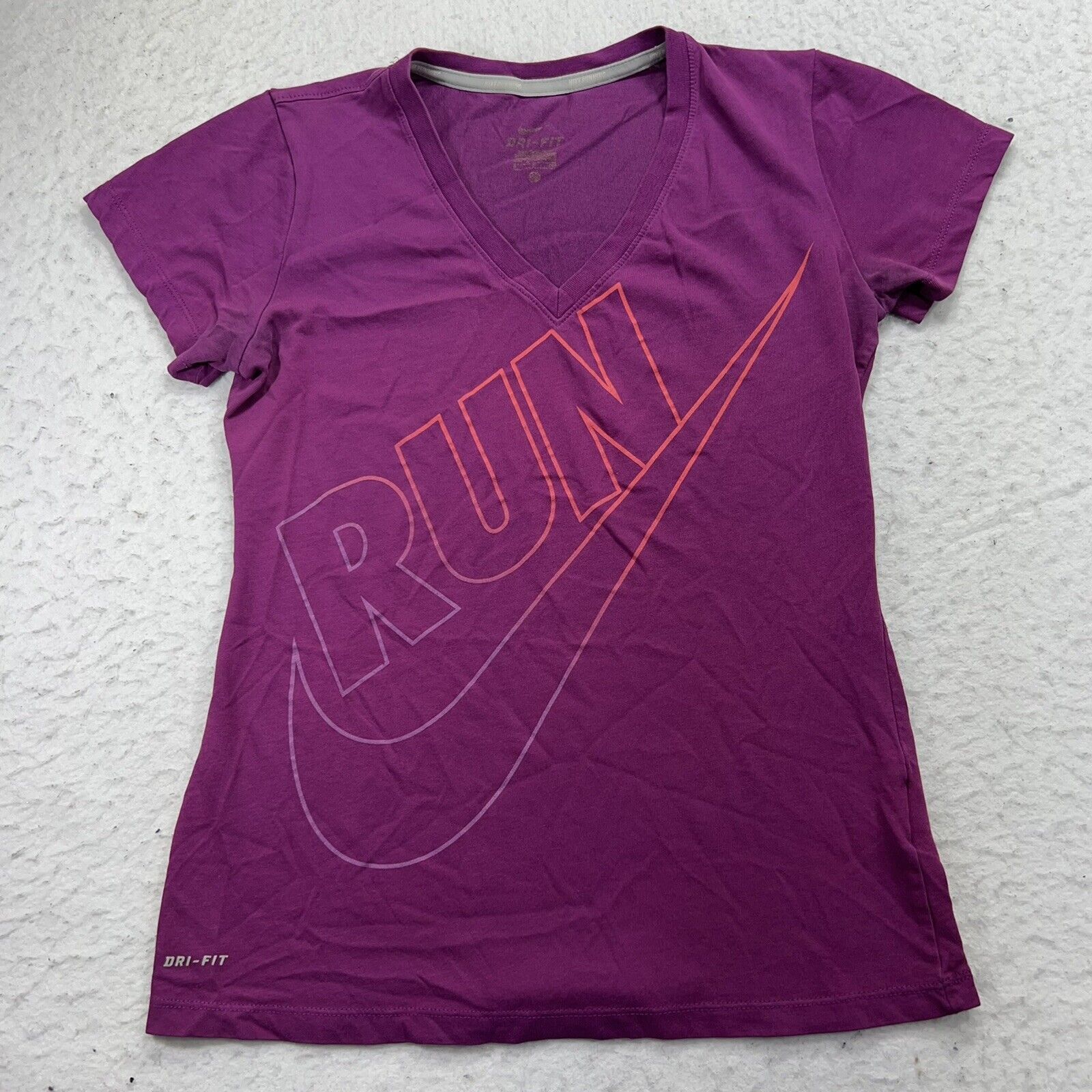Nike Nike Dri Fit Short Sleeve Run Graphic T Shirt Athleisure Size S / US 4 / IT 40 - 1 Thumbnail