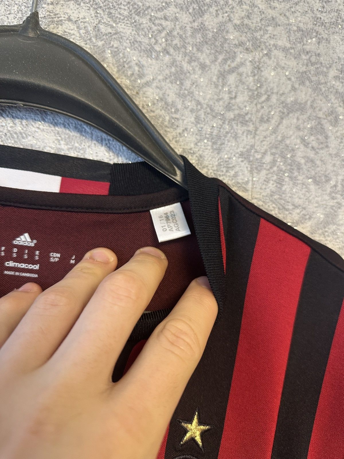 Adidas AC MILAN 2016/2017 HOME JERSEY FOOTBALL SOCCER SHIRT ADIDAS Size US S / EU 44-46 / 1 - 5 Thumbnail
