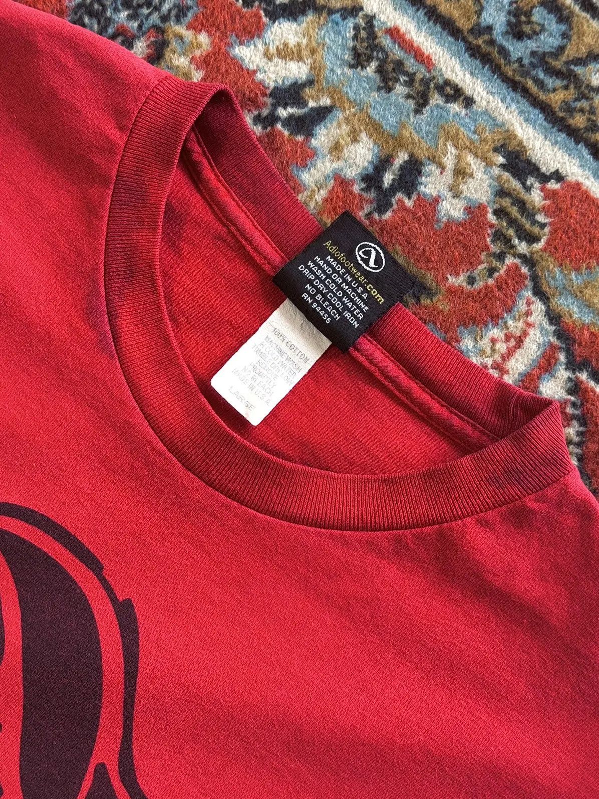 Santa Cruz Skateboards × Vintage 90s Vintage Adio Big Logo Faded T-Shirt Tee Y2k Size US L / EU 52-54 / 3 - 10 Thumbnail