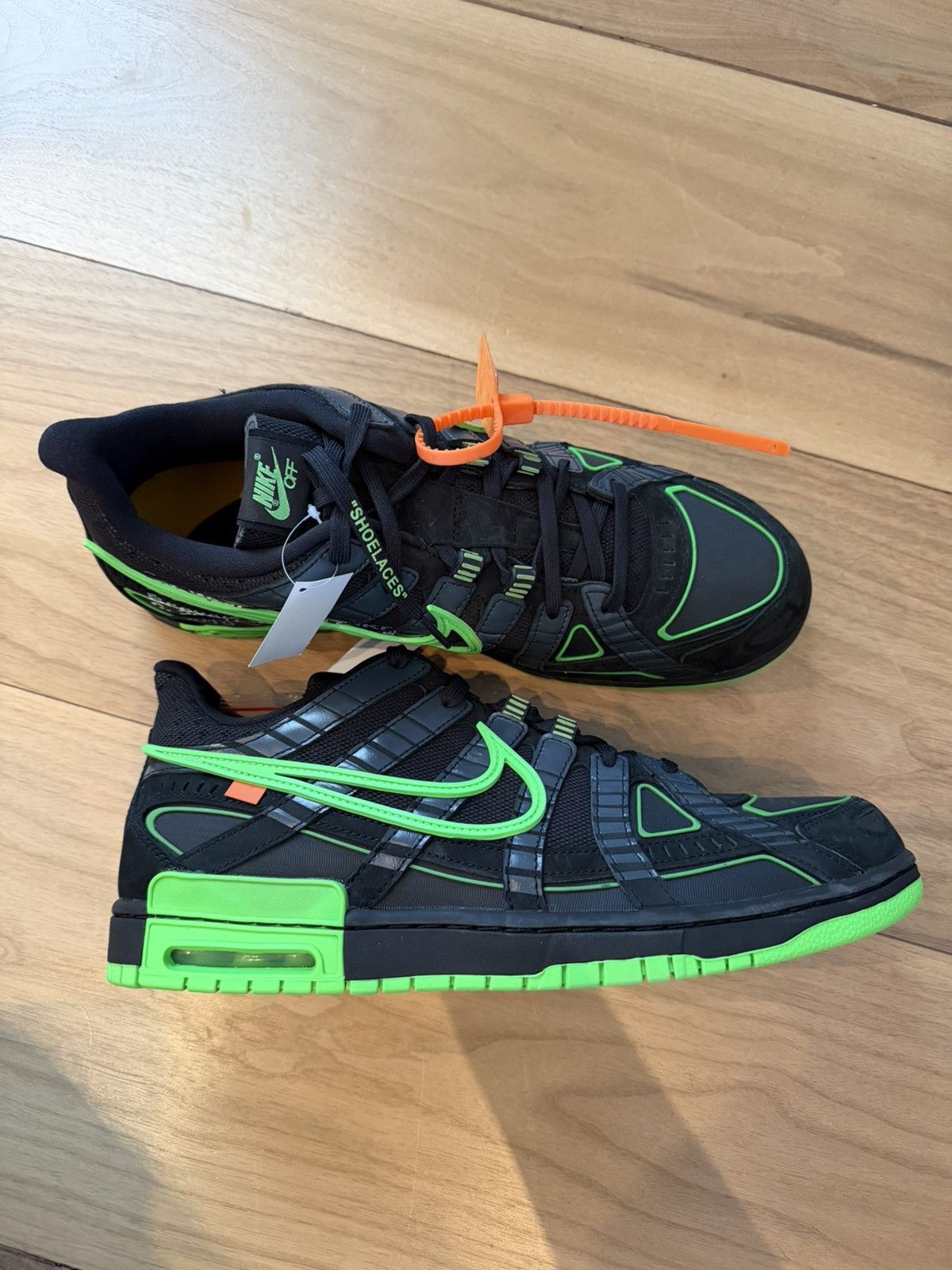 Nike x Off-White Air Rubber Dunk Green Strike