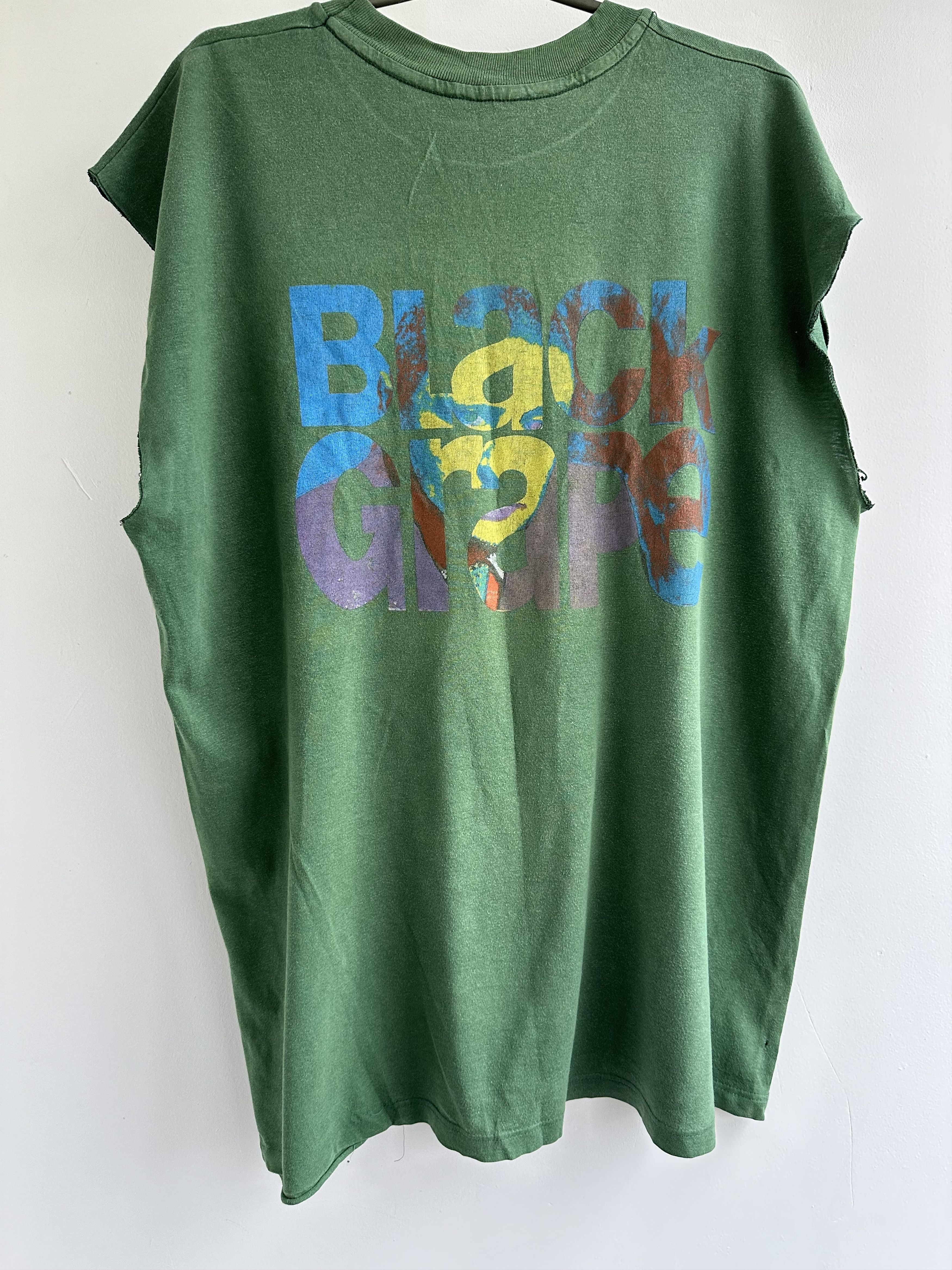 Band Tees Black Grape vintage t shirt Size US XL / EU 56 / 4 - 7 Thumbnail