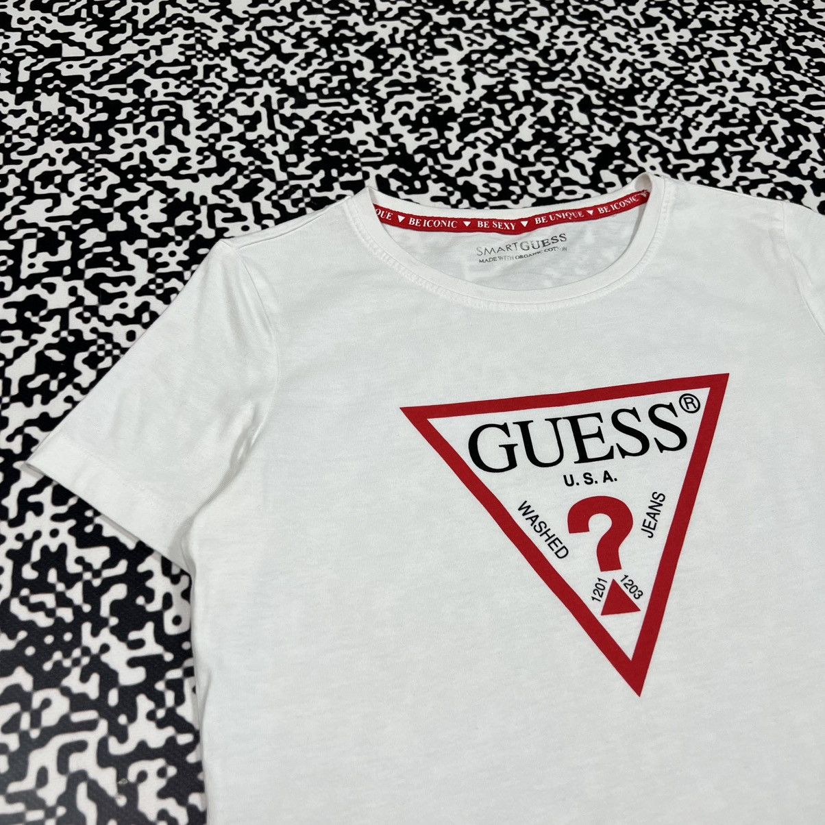 Guess Vintage Y2K Guess USA Big Logo Luxury Retro Style T-shirt Size S / US 4 / IT 40 - 3 Thumbnail