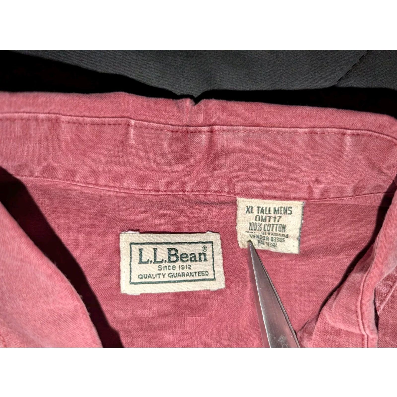 Vintage VINTAGE L.L. Bean Shirt Mens 17 Tall Red Cotton Flannel Button-Up Shirt Long Sleeve Heavyweight Pockets Workwear Casual Outdoor USA - Mens Size US XL / EU 56 / 4 - 2 Thumbnail
