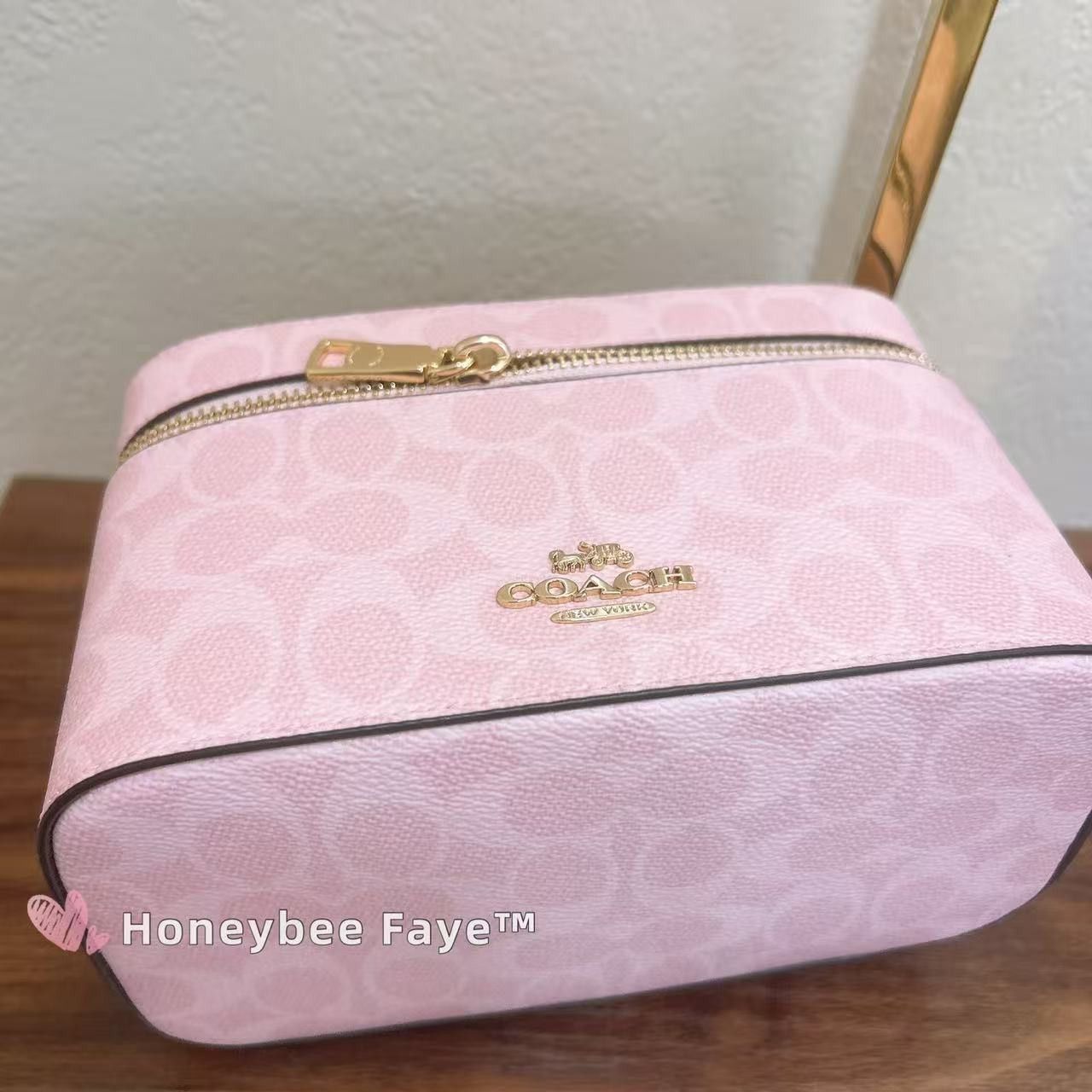 Coach Cosmetic Case In Signature Canvas CEA56 with long crossbody Size ONE SIZE - 10 Thumbnail