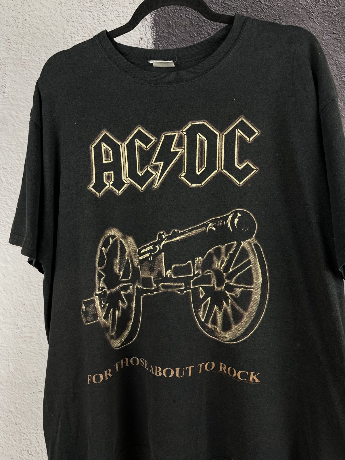 Vintage AC/DC 1999 vintage for those about to rock we salute you tee Size US L / EU 52-54 / 3 - 9 Thumbnail