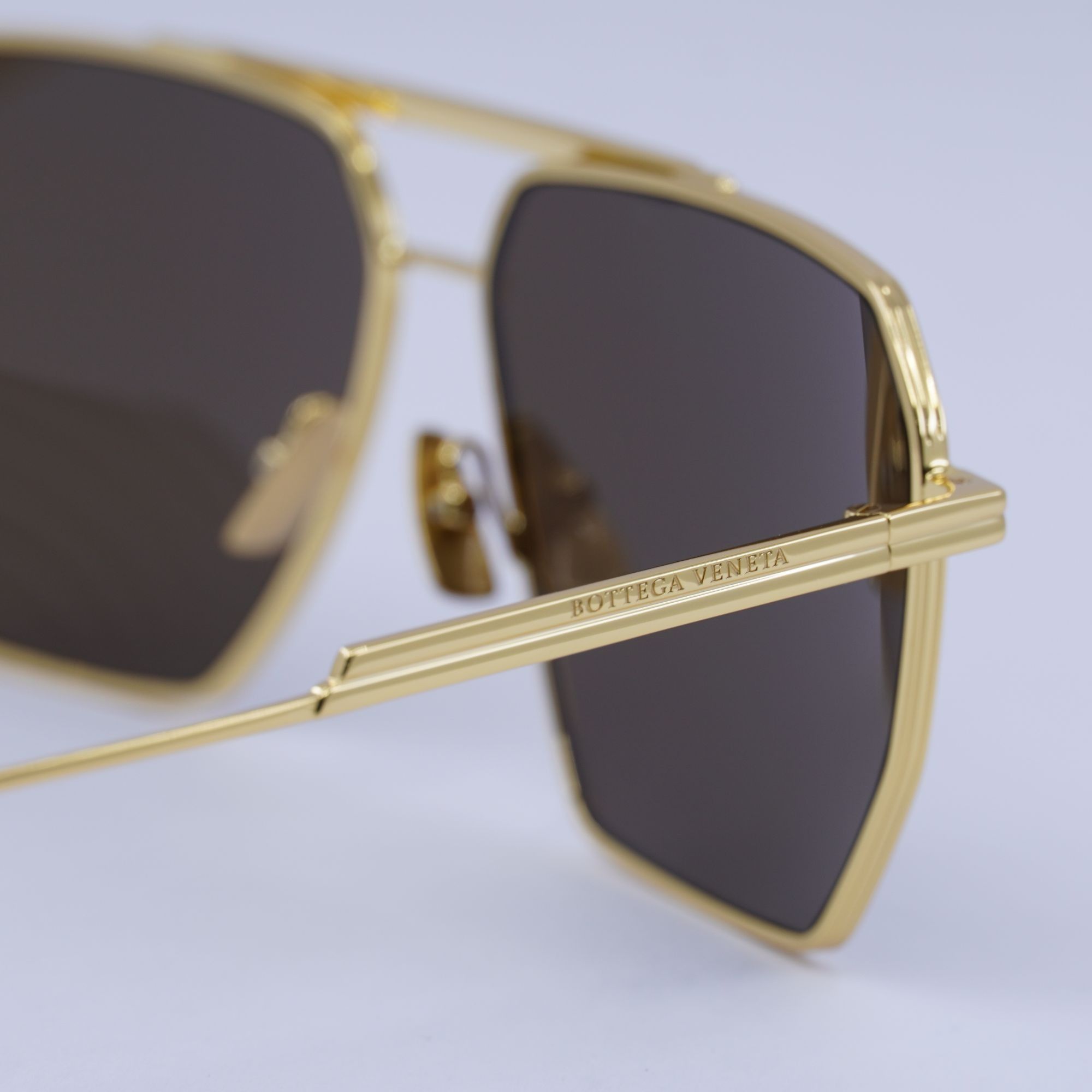 Bottega Veneta Bottega Veneta BV1012S 003 Sunglasses Gold Aviator Frame Size ONE SIZE - 11 Thumbnail