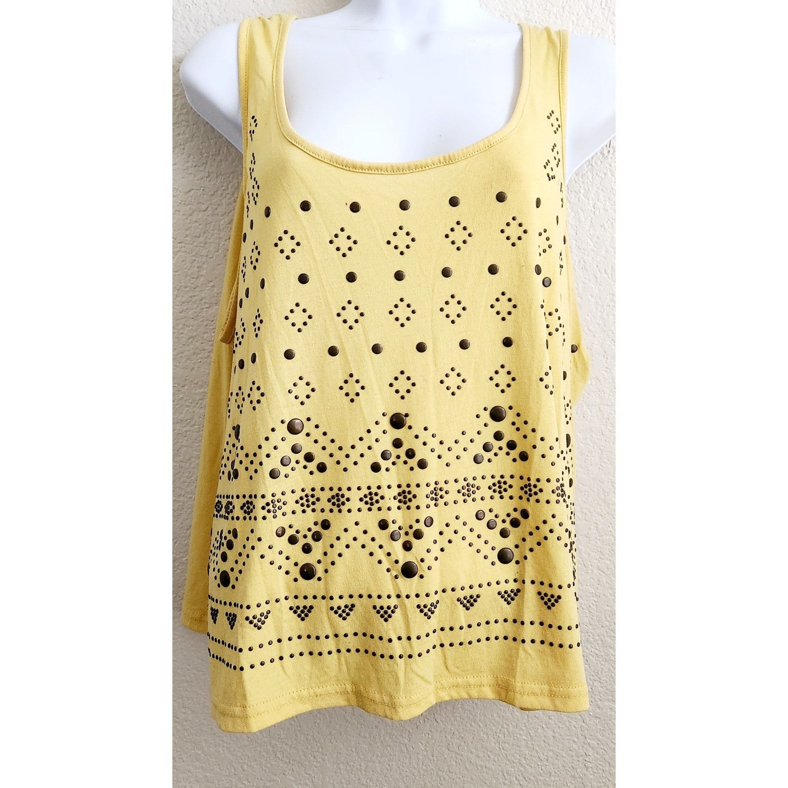 Forever 21 Forever 21 Yellow Brown Metal Circles Tank Top 2X Plus Size XXL / US 16-18 / IT 52-54 - 1 Thumbnail