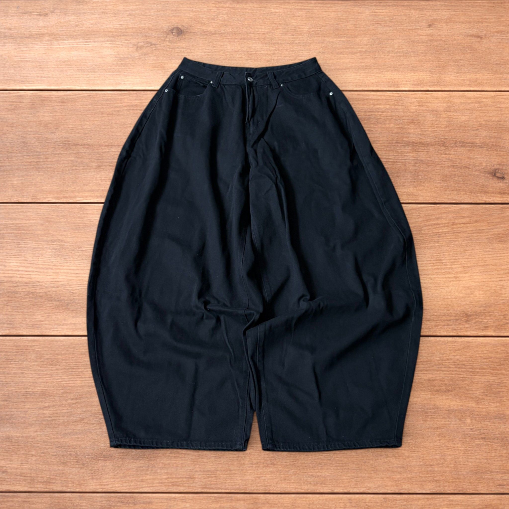 Japanese Brand Super baggy wide leg balloon fit jeans in black. Size US 32 / EU 48 - 1 Thumbnail