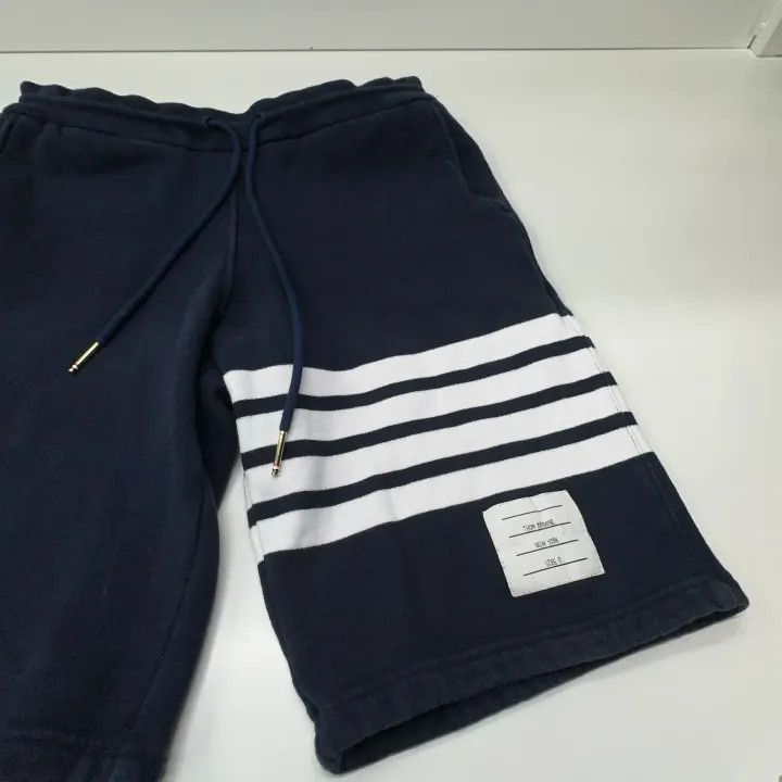 Thom Browne Thom Browne Classic Stripe Sports Shorts -2507 Size US 26 / EU 42 - 2 Thumbnail