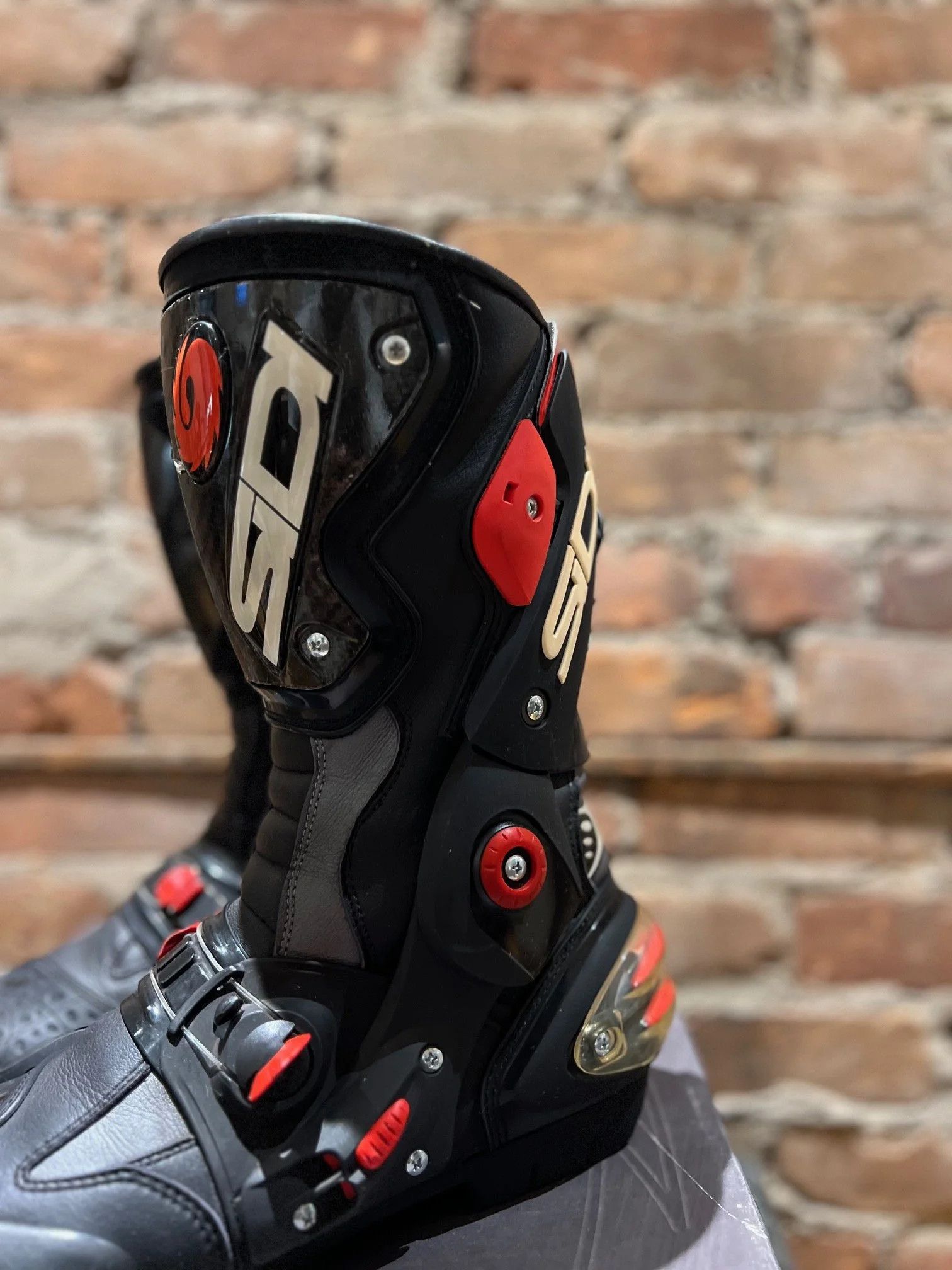 Sidi Sidi Vertigo Corsa Racing Boot – Black/Red Accents Size US 9 / EU 42 - 4 Thumbnail
