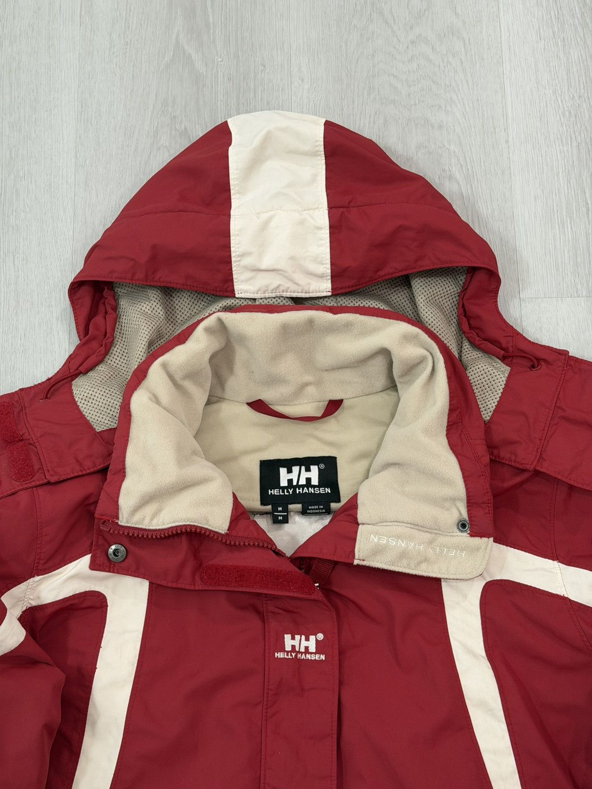 Helly Hansen Vintage Helly Hansen Ski Jacket Waterproof Insulated Wmn’s M Size M / US 6-8 / IT 42-44 - 4 Thumbnail