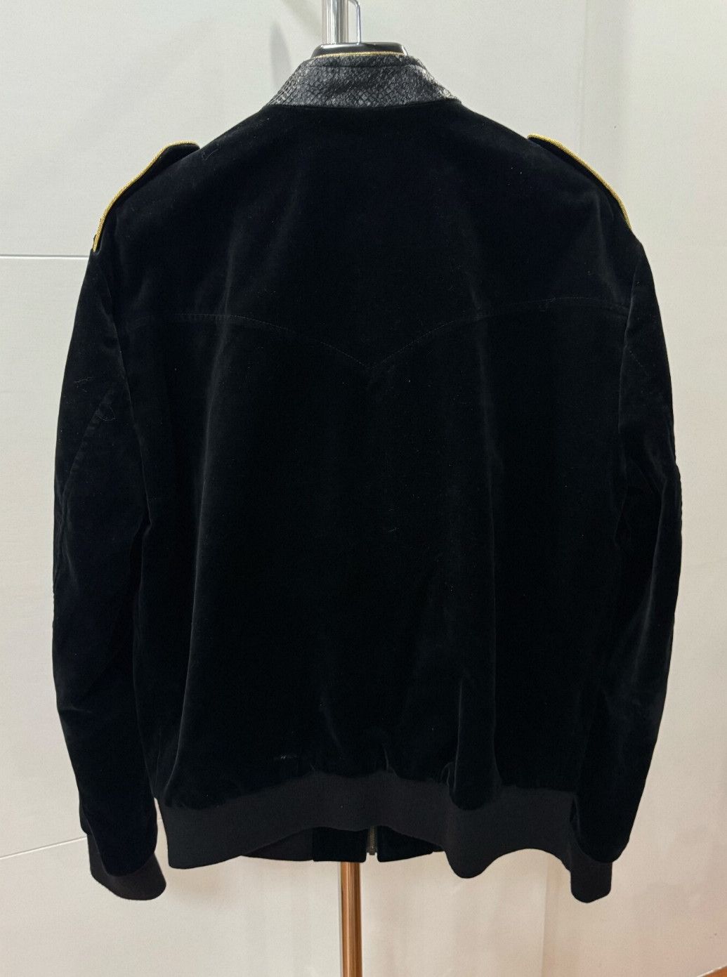 Yves Saint Laurent Saint laurent 16 FW Black Velvet Snakeskin Court Jacket 250 Size US M / EU 48-50 / 2 - 2 Thumbnail