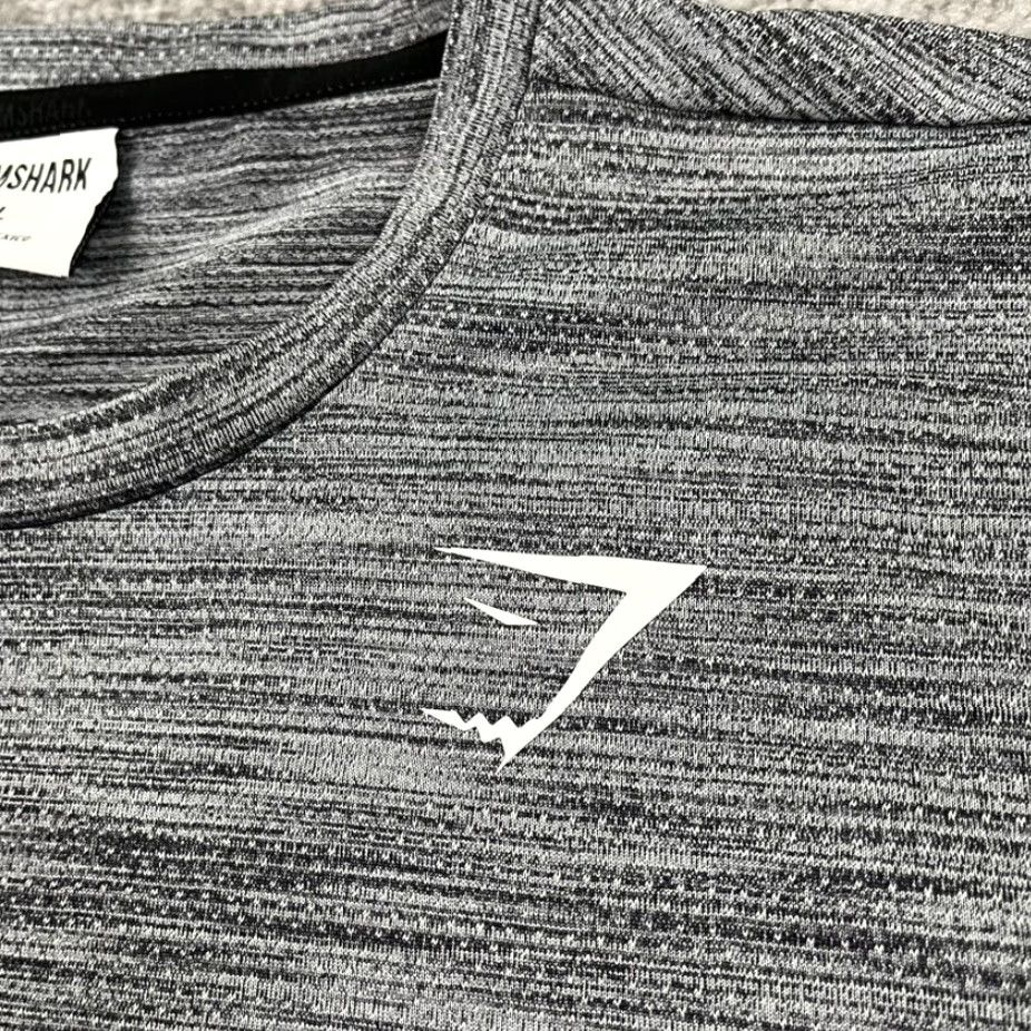 Gymshark GYMSHARK Shirt Mens Large Gray Athletic Workout Gym Training Short Sleeve Lift Size US L / EU 52-54 / 3 - 2 Thumbnail