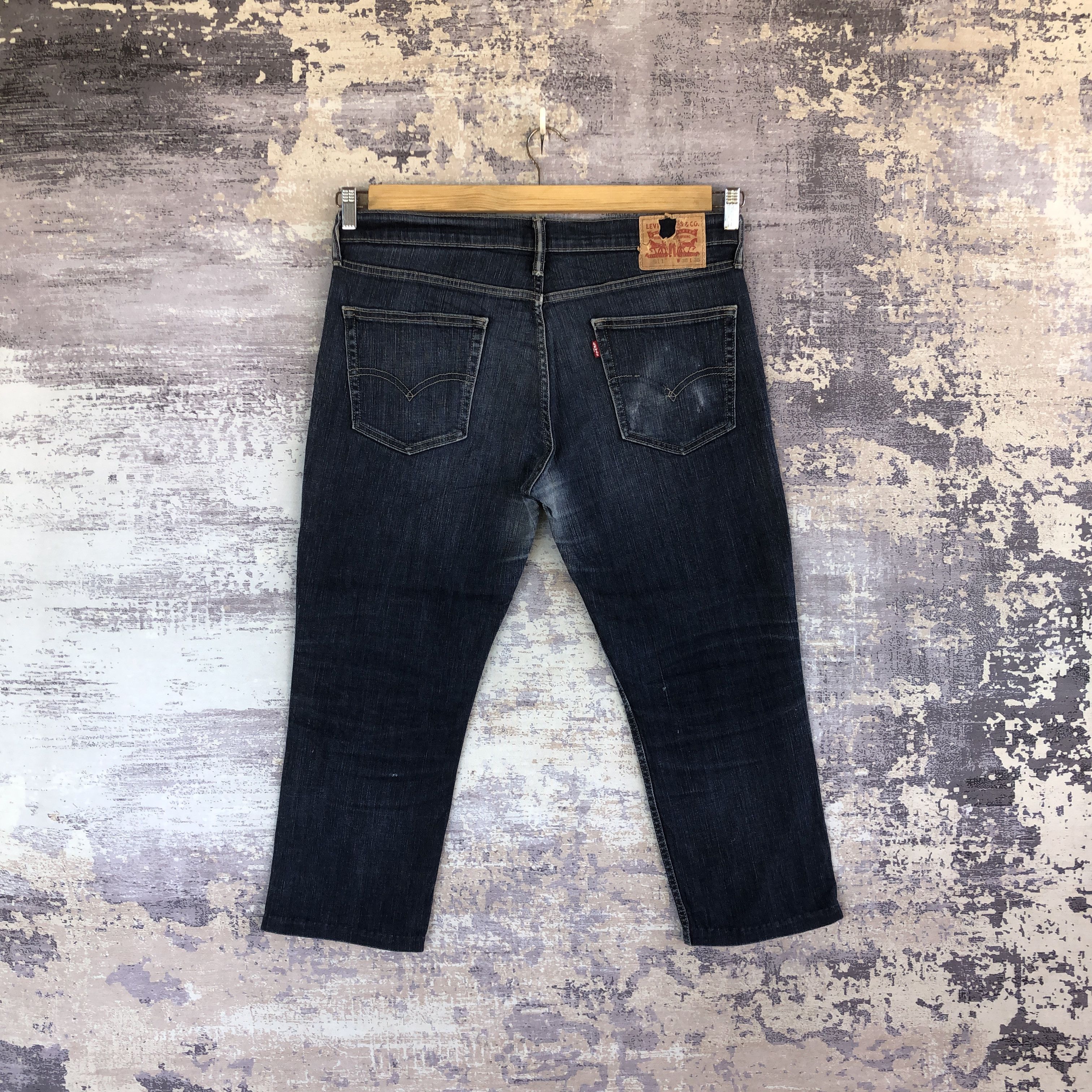 Levi's Vintage Levis 511 Distressed Jeans Levi's Slim Tapered Denim Size US 36 / EU 52 - 2 Thumbnail