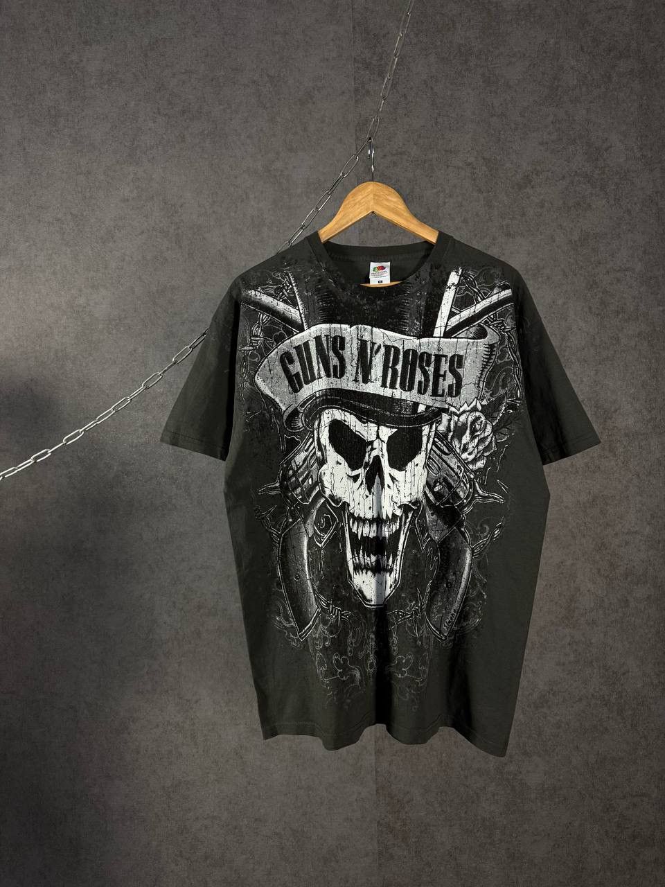 Guns N' Roses Guns N Roses overprinted rock band tee Size US XL / EU 56 / 4 - 1 Thumbnail